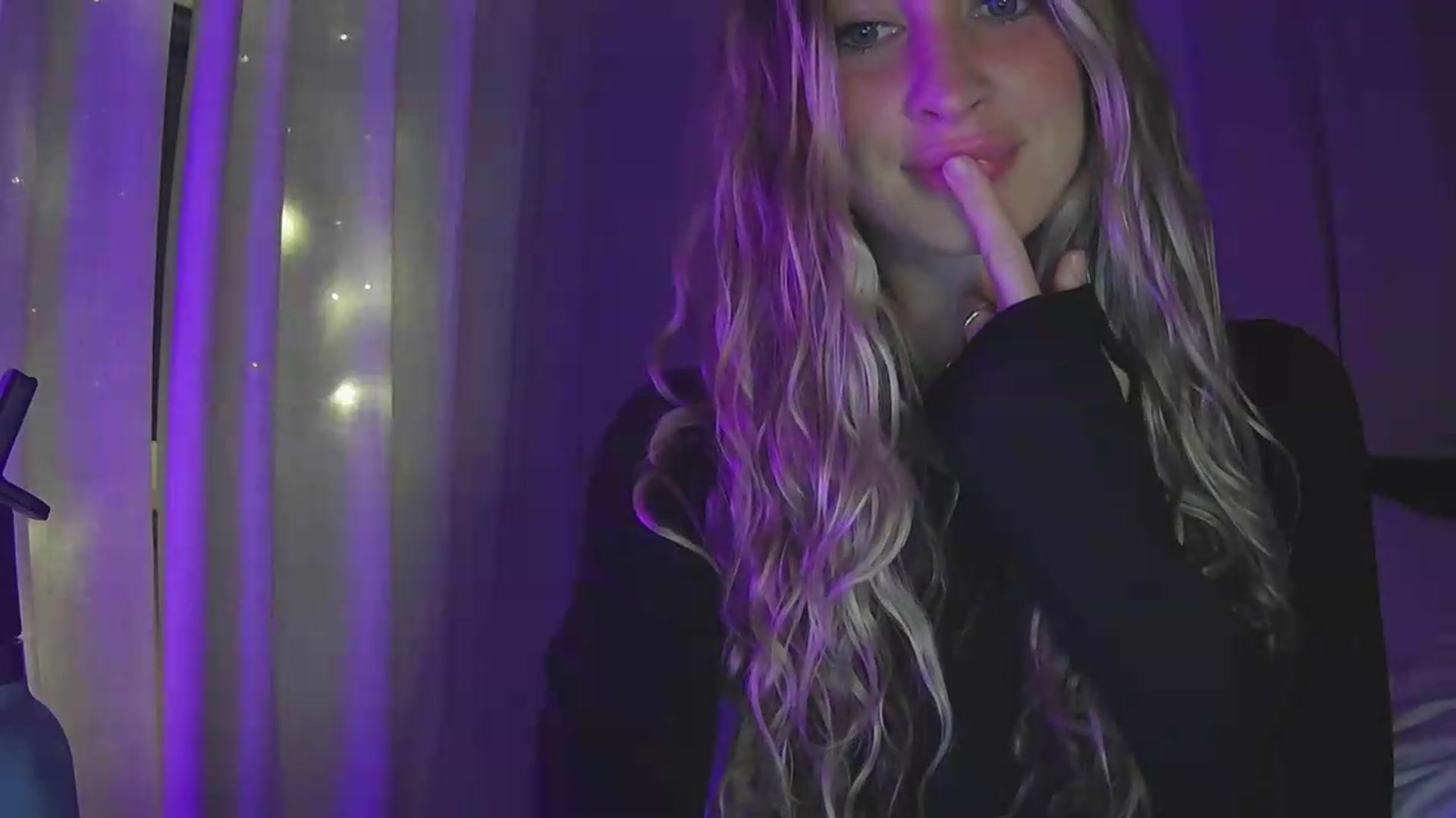 Gallery image thumbnail from Bambi20's myfreecams stream on, 07/31/2026, 04:29 image 16 of 20
