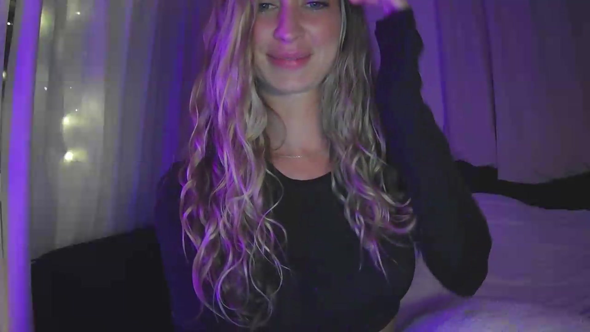 Gallery image thumbnail from Bambi20's myfreecams stream on, 07/31/2026, 05:37 image 14 of 20
