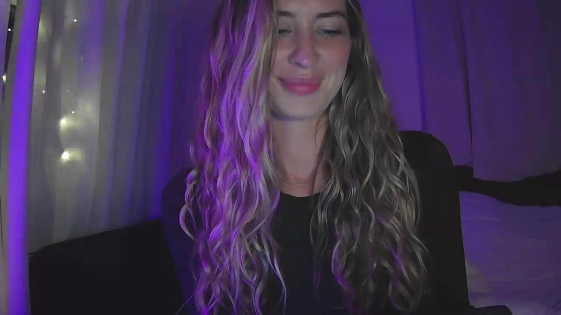 Gallery image thumbnail from Bambi20's myfreecams stream on, 07/31/2026, 05:37 image 4 of 20