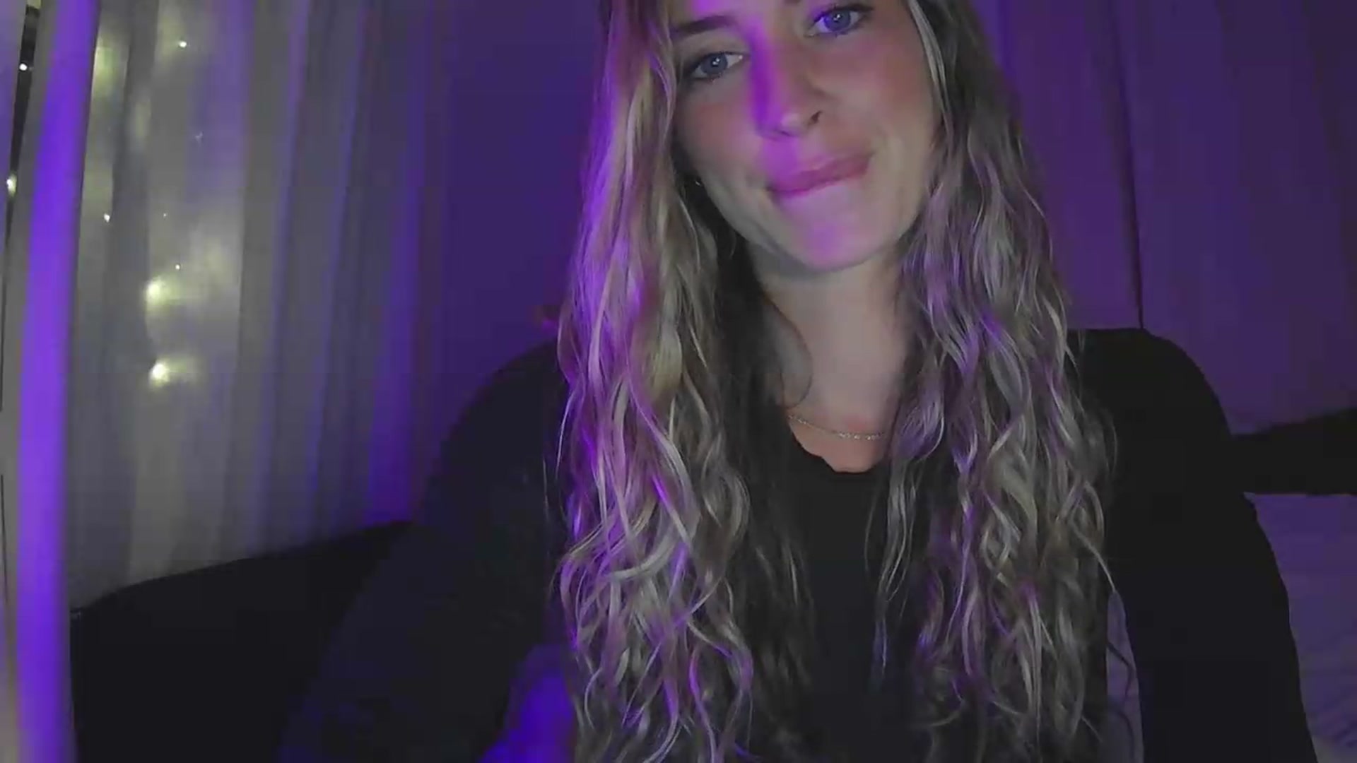 Gallery image thumbnail from Bambi20's myfreecams stream on, 07/31/2026, 05:37 image 13 of 20