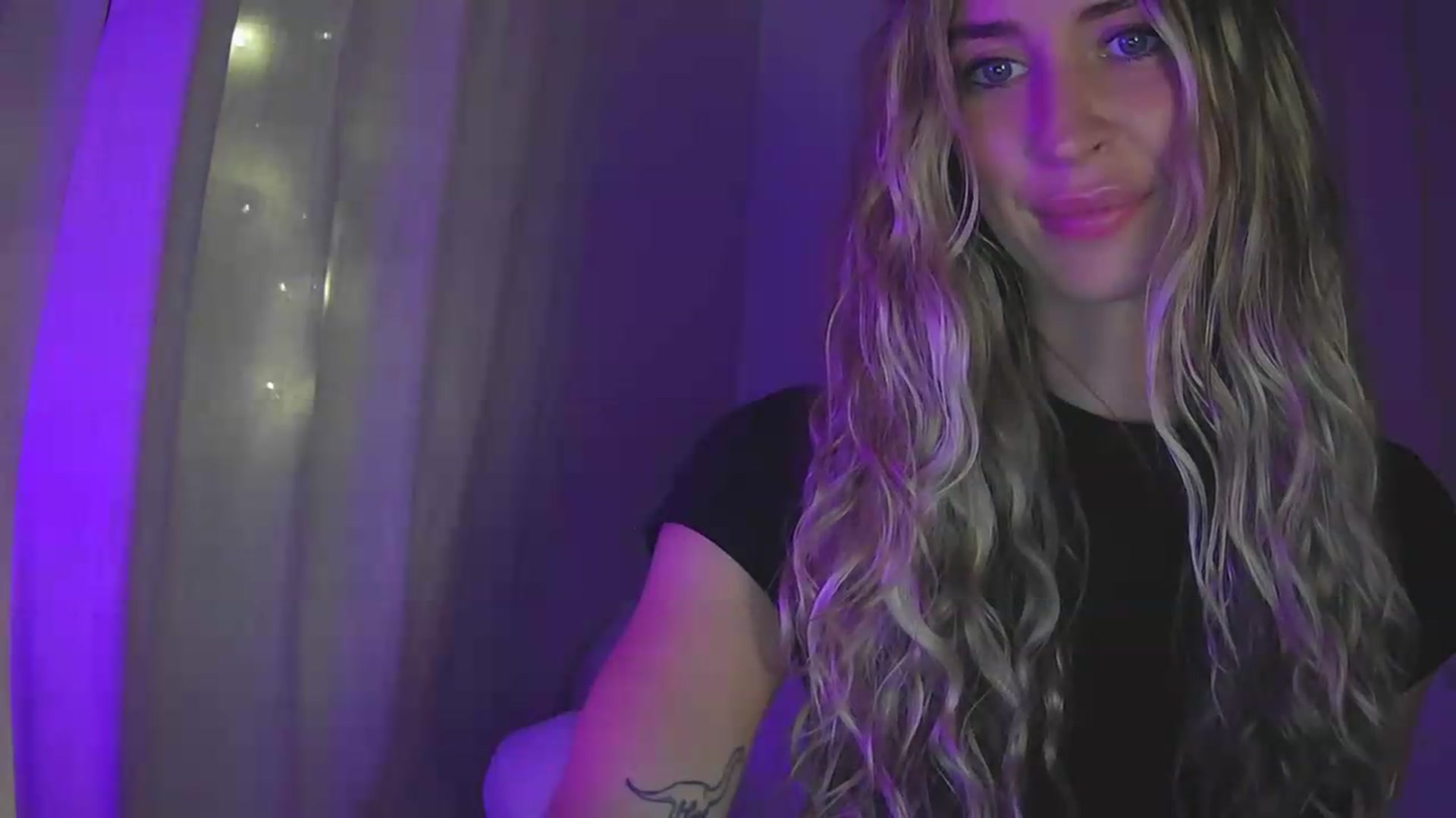 Gallery image thumbnail from Bambi20's myfreecams stream on, 08/03/2026, 03:04 image 14 of 20