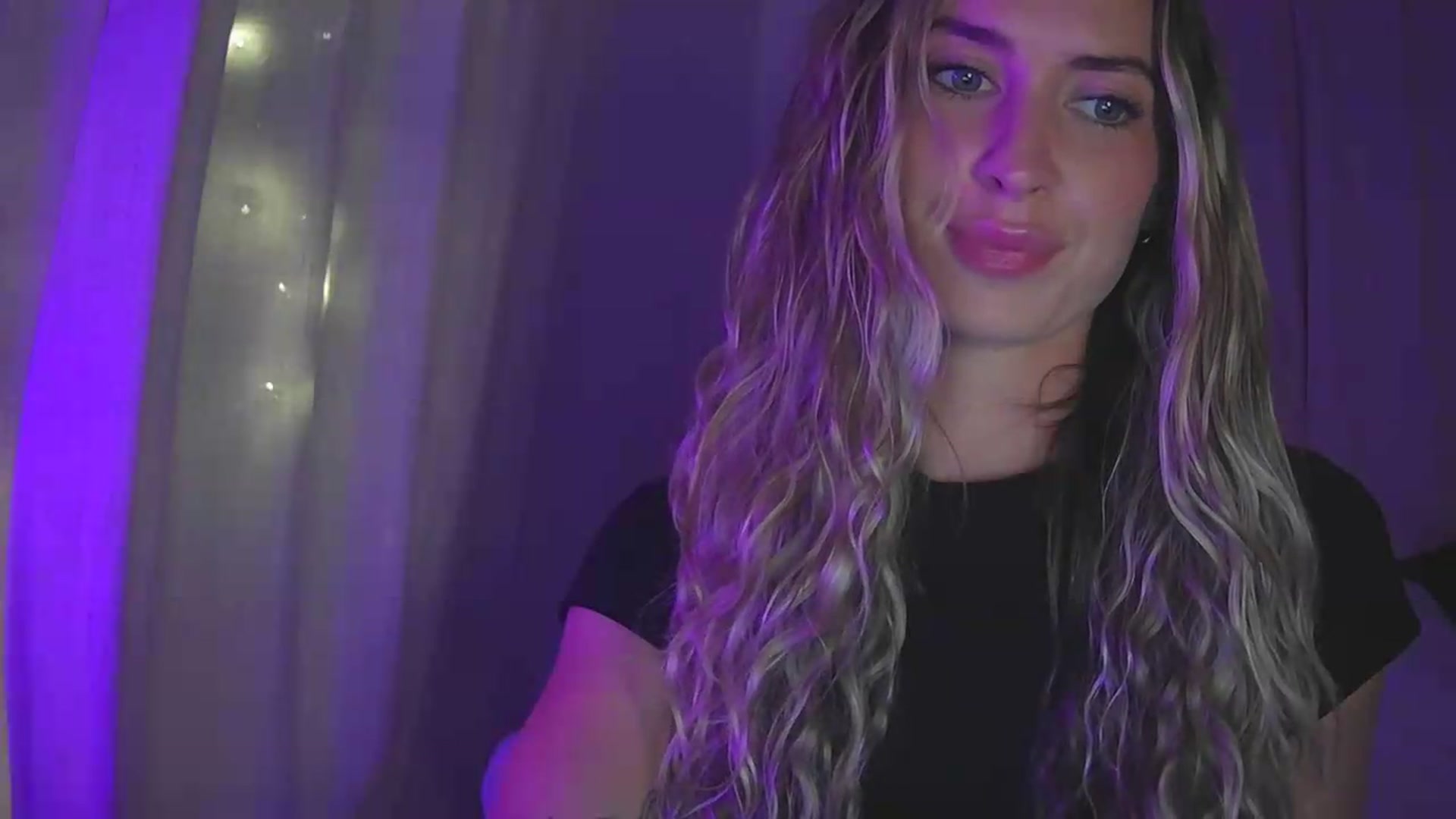 Gallery image thumbnail from Bambi20's myfreecams stream on, 08/03/2026, 03:04 image 3 of 20