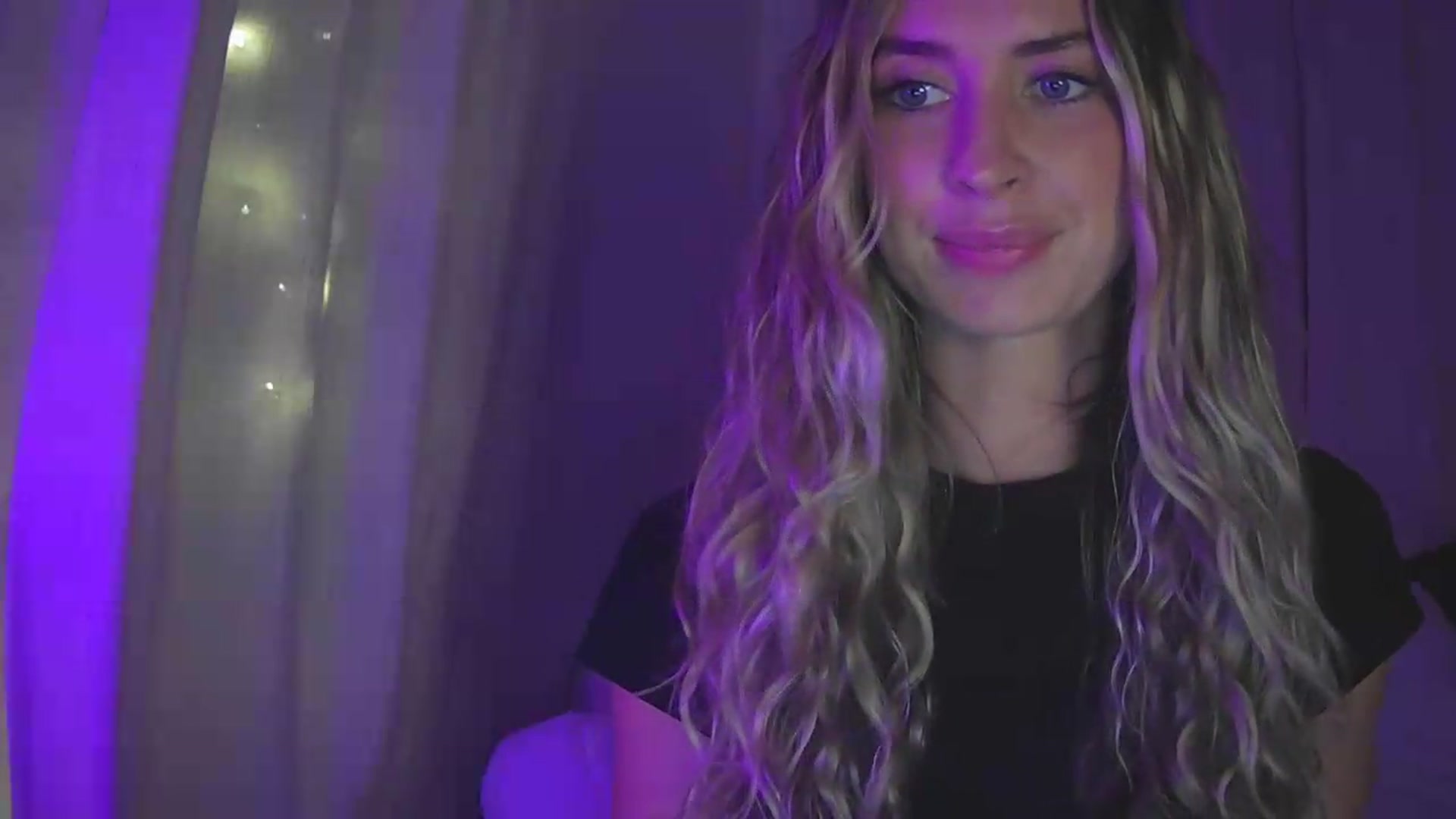 Gallery image thumbnail from Bambi20's myfreecams stream on, 08/03/2026, 03:04 image 4 of 20
