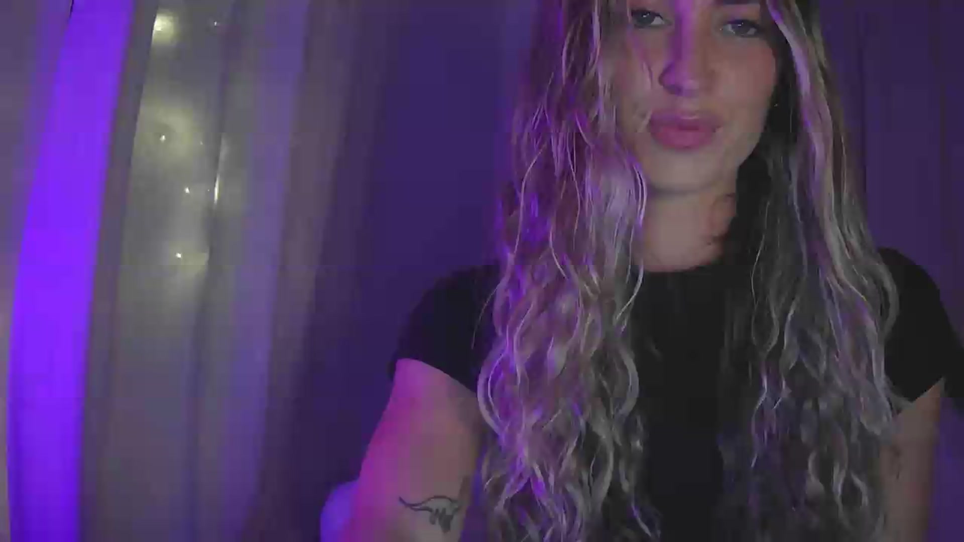 Gallery image thumbnail from Bambi20's myfreecams stream on, 08/03/2026, 03:04 image 9 of 20