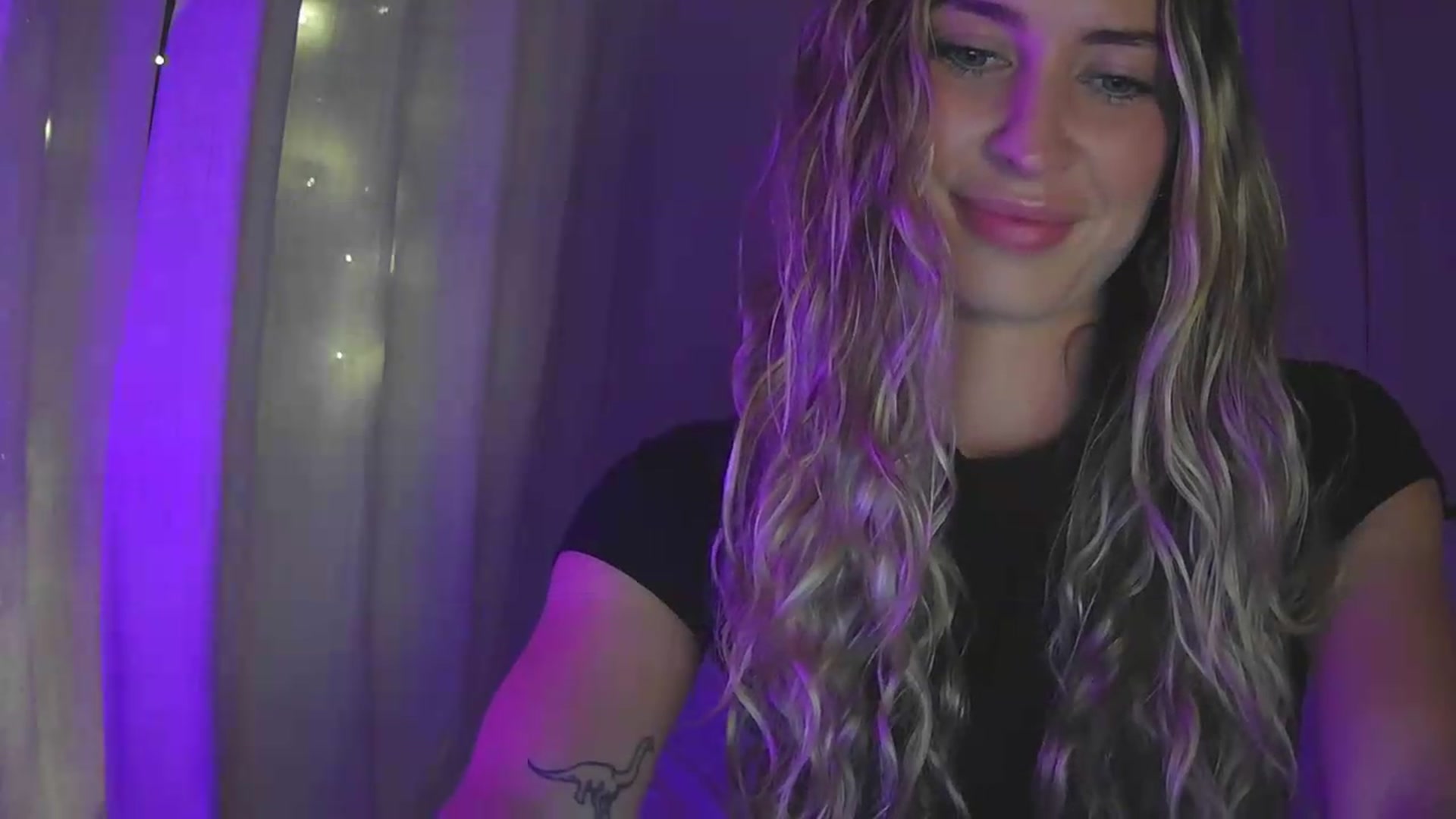 Gallery image thumbnail from Bambi20's myfreecams stream on, 08/03/2026, 03:20 image 10 of 20