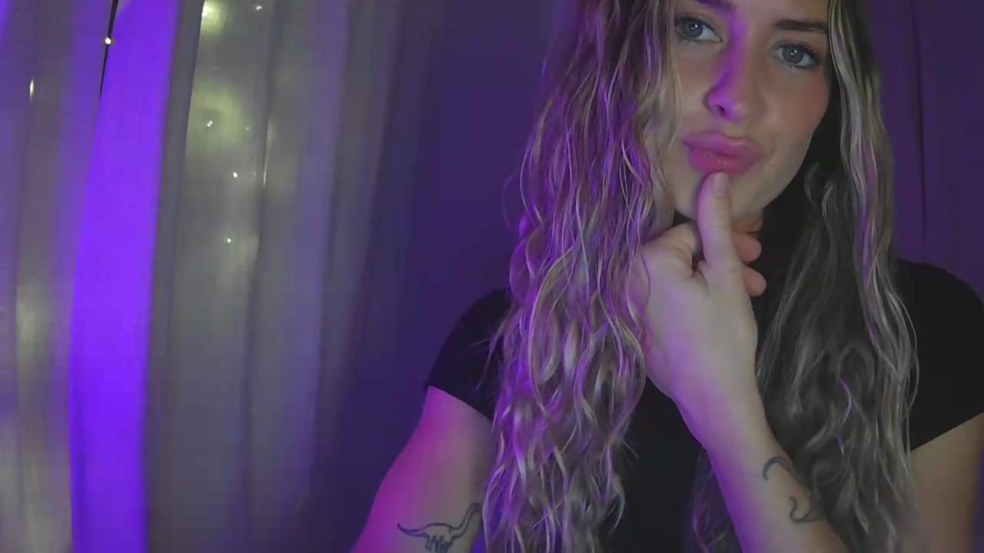 Gallery image thumbnail from Bambi20's myfreecams stream on, 08/03/2026, 03:20 image 19 of 20