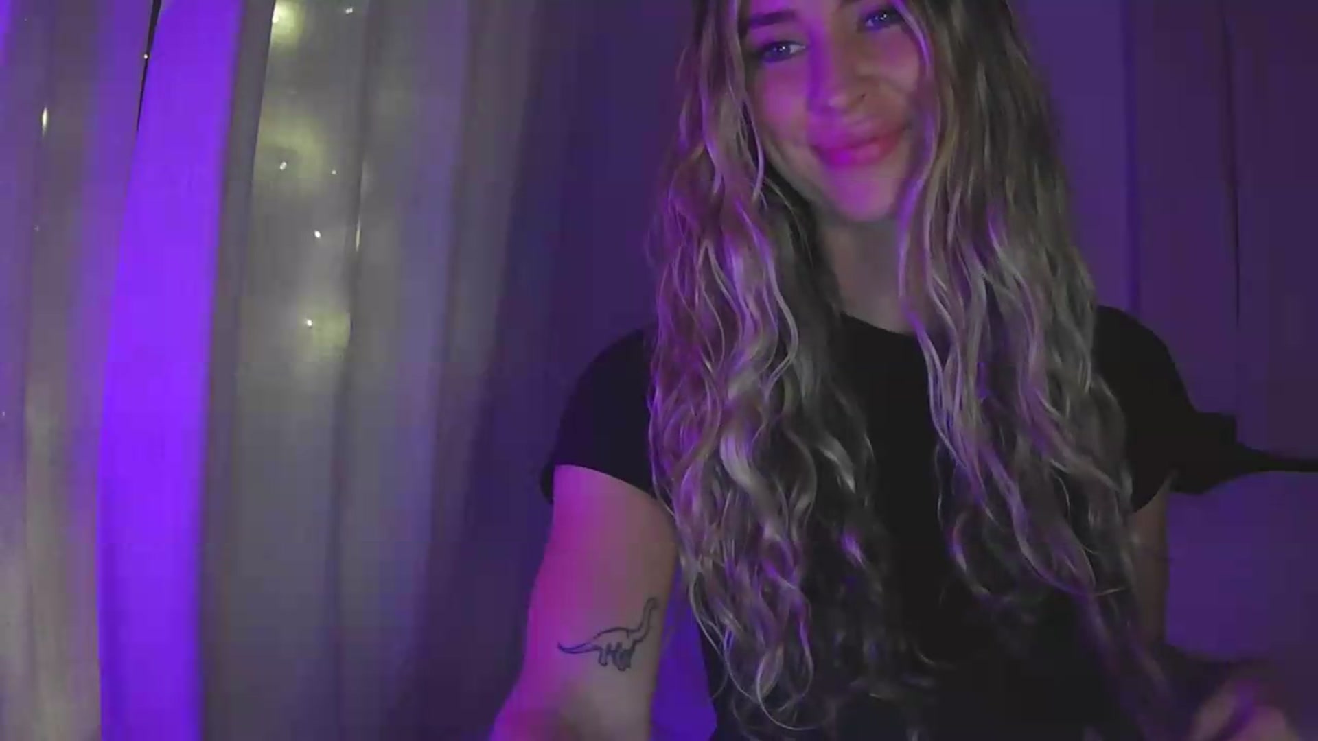 Gallery image thumbnail from Bambi20's myfreecams stream on, 08/03/2026, 03:20 image 8 of 20