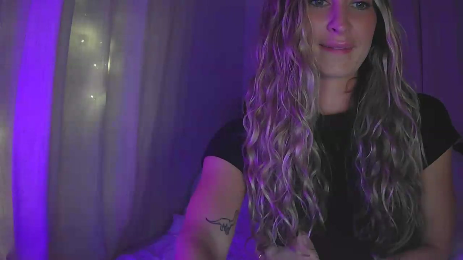 Gallery image thumbnail from Bambi20's myfreecams stream on, 08/03/2026, 03:20 image 6 of 20