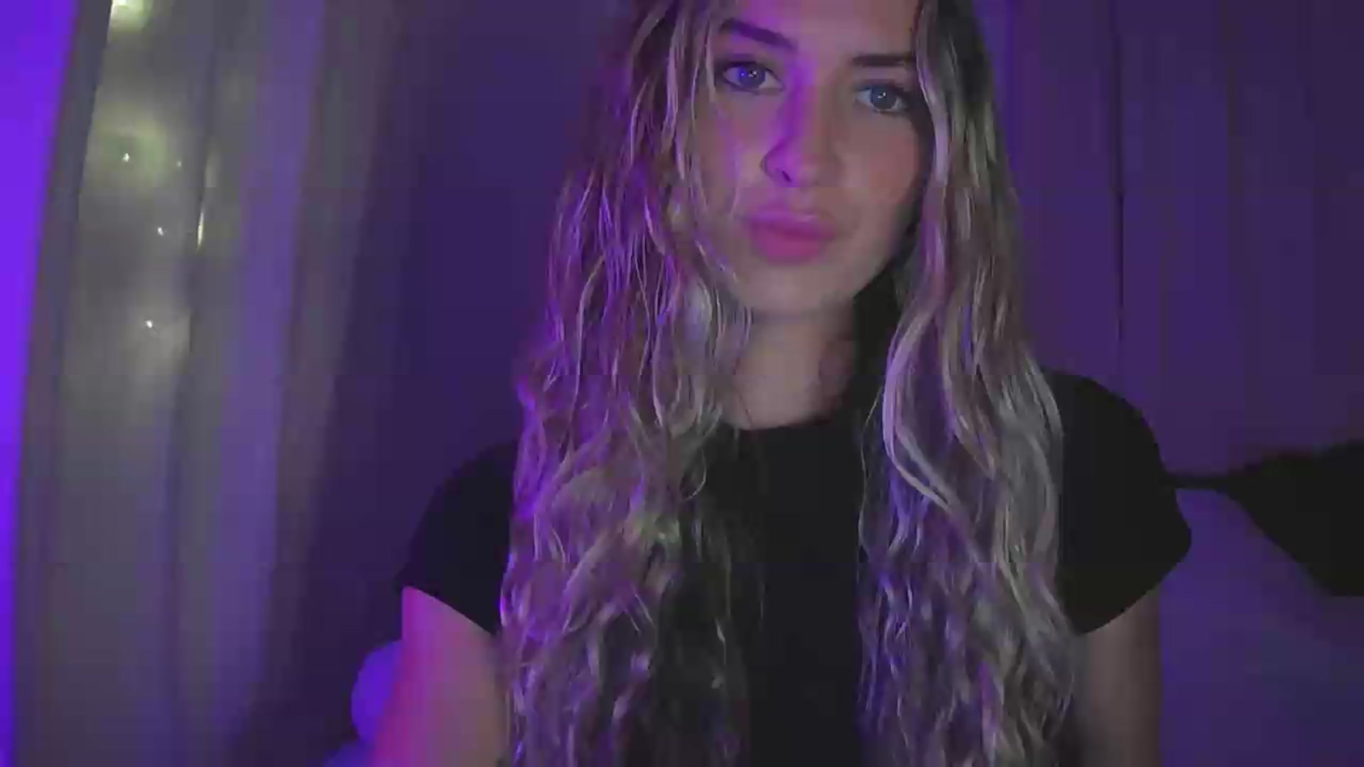 Gallery image thumbnail from Bambi20's myfreecams stream on, 08/03/2026, 03:20 image 1 of 20