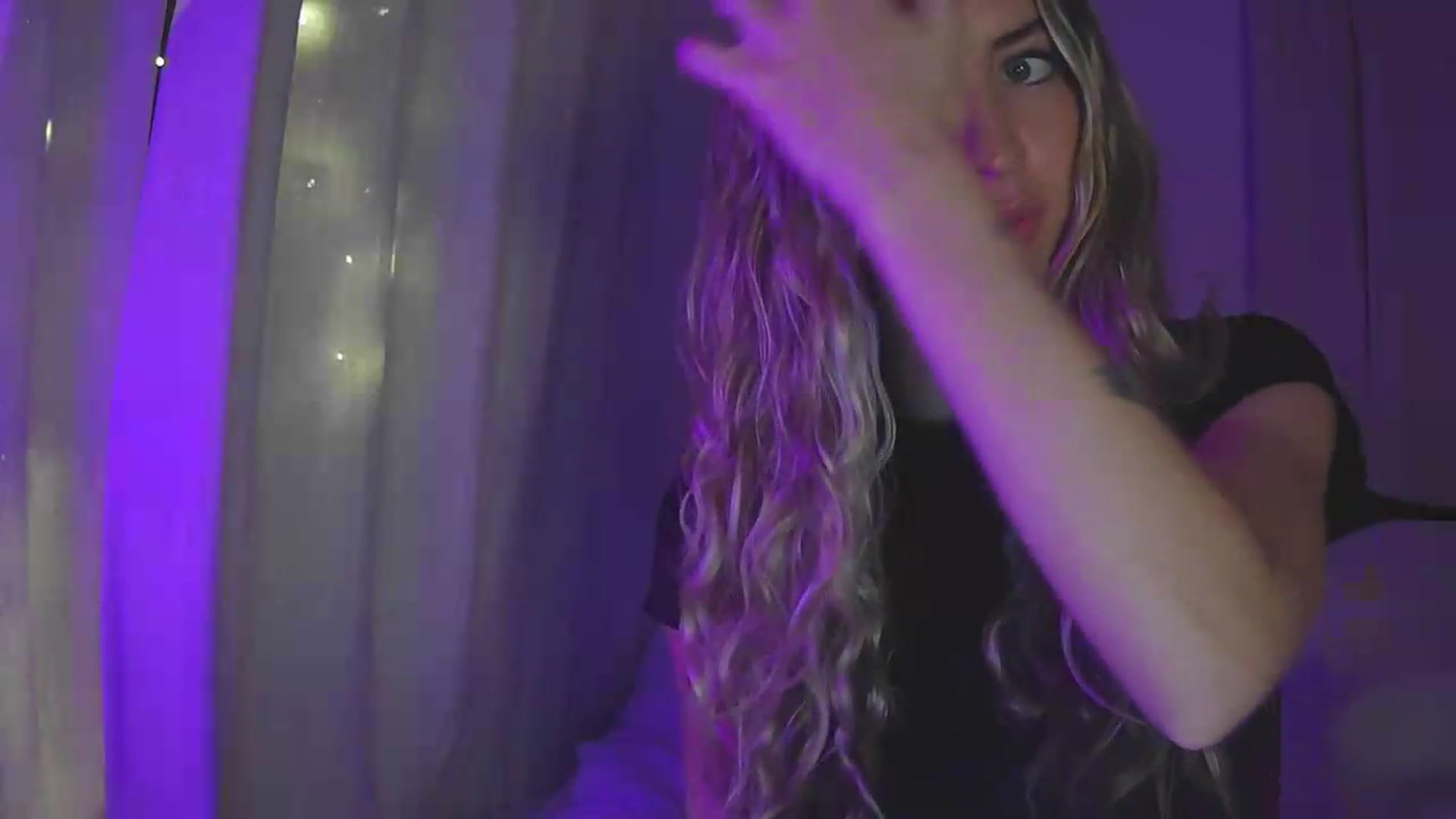 Gallery image thumbnail from Bambi20's myfreecams stream on, 08/03/2026, 03:20 image 9 of 20