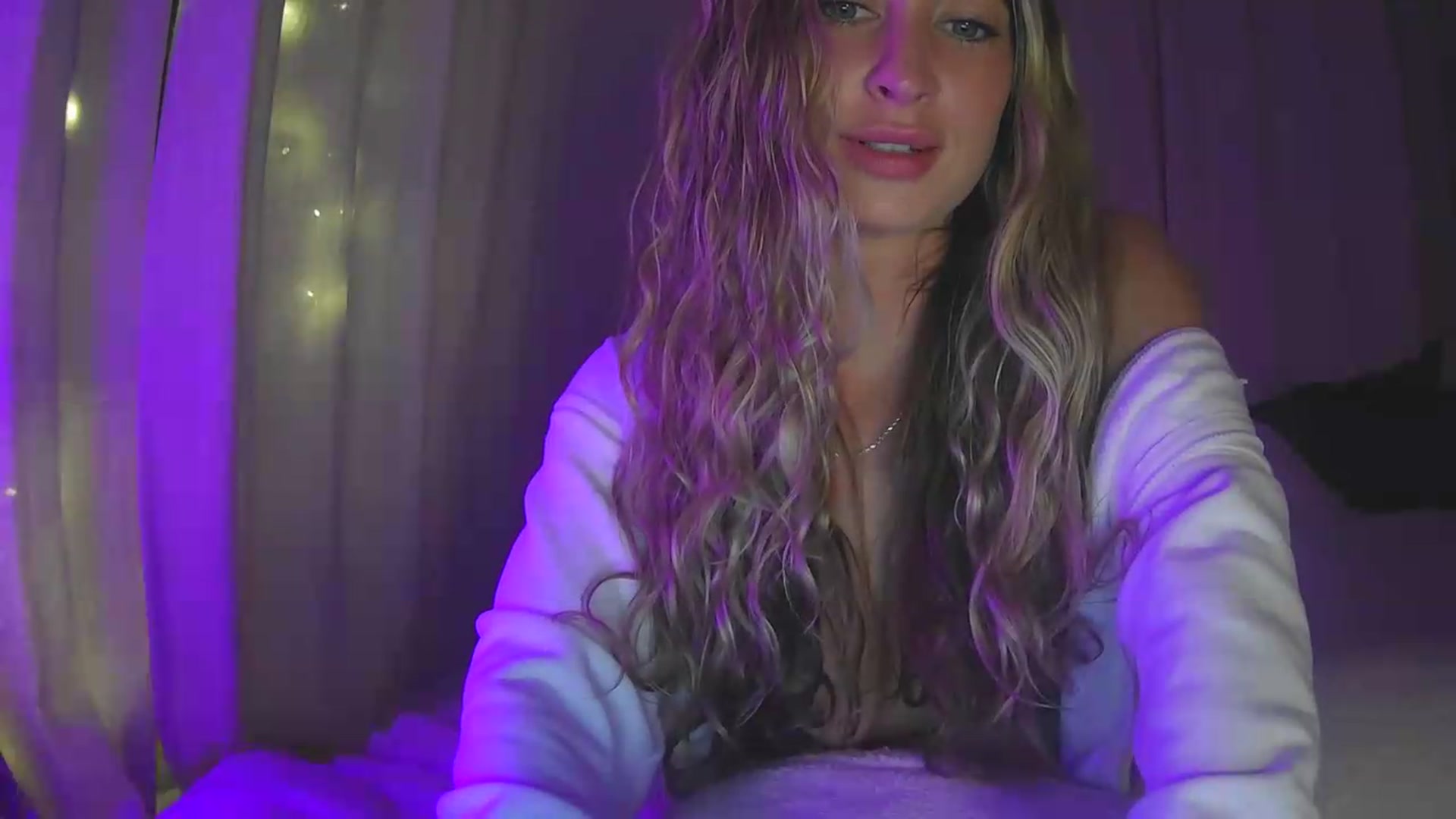 Gallery image thumbnail from Bambi20's myfreecams stream on, 08/03/2026, 04:11 image 8 of 20