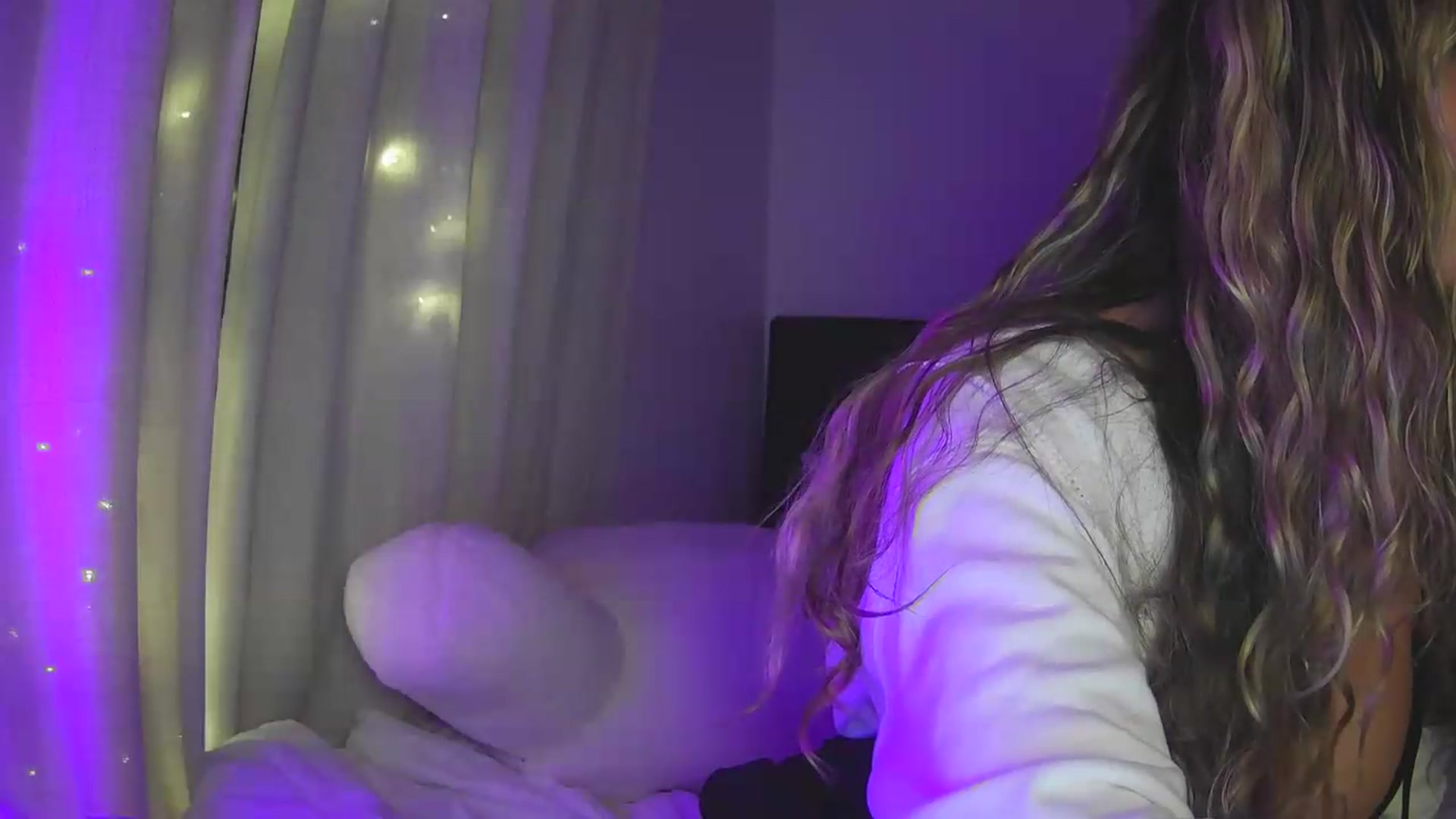 Gallery image thumbnail from Bambi20's myfreecams stream on, 08/07/2026, 04:08 image 9 of 20