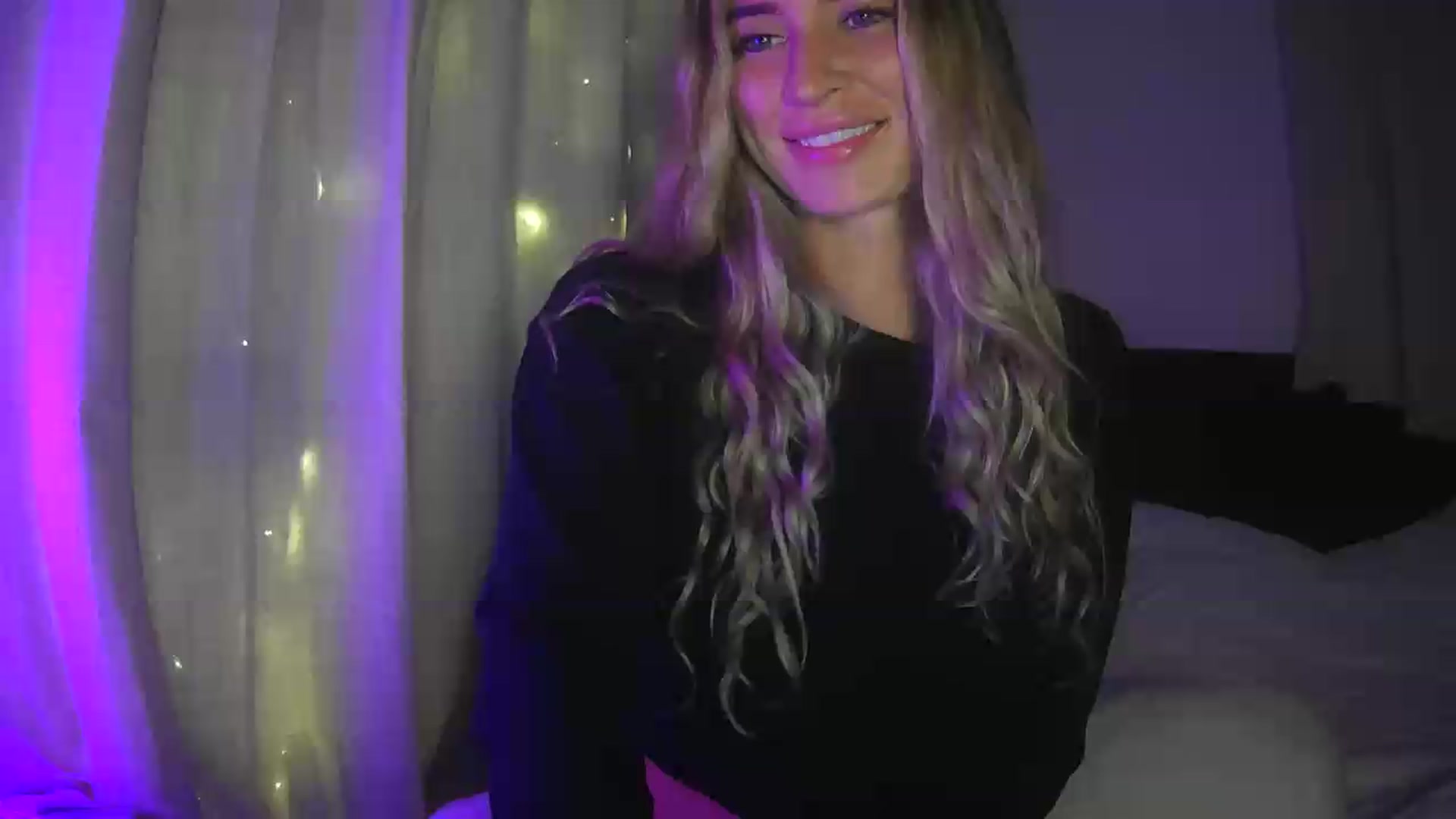 Gallery image thumbnail from Bambi20's myfreecams stream on, 08/12/2026, 03:26 image 14 of 20