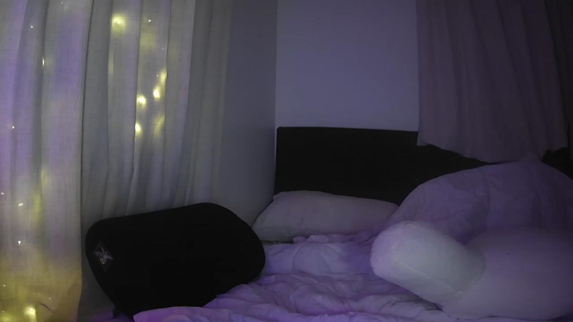 Gallery image thumbnail from Bambi20's myfreecams stream on, 08/15/2026, 04:52 image 17 of 20