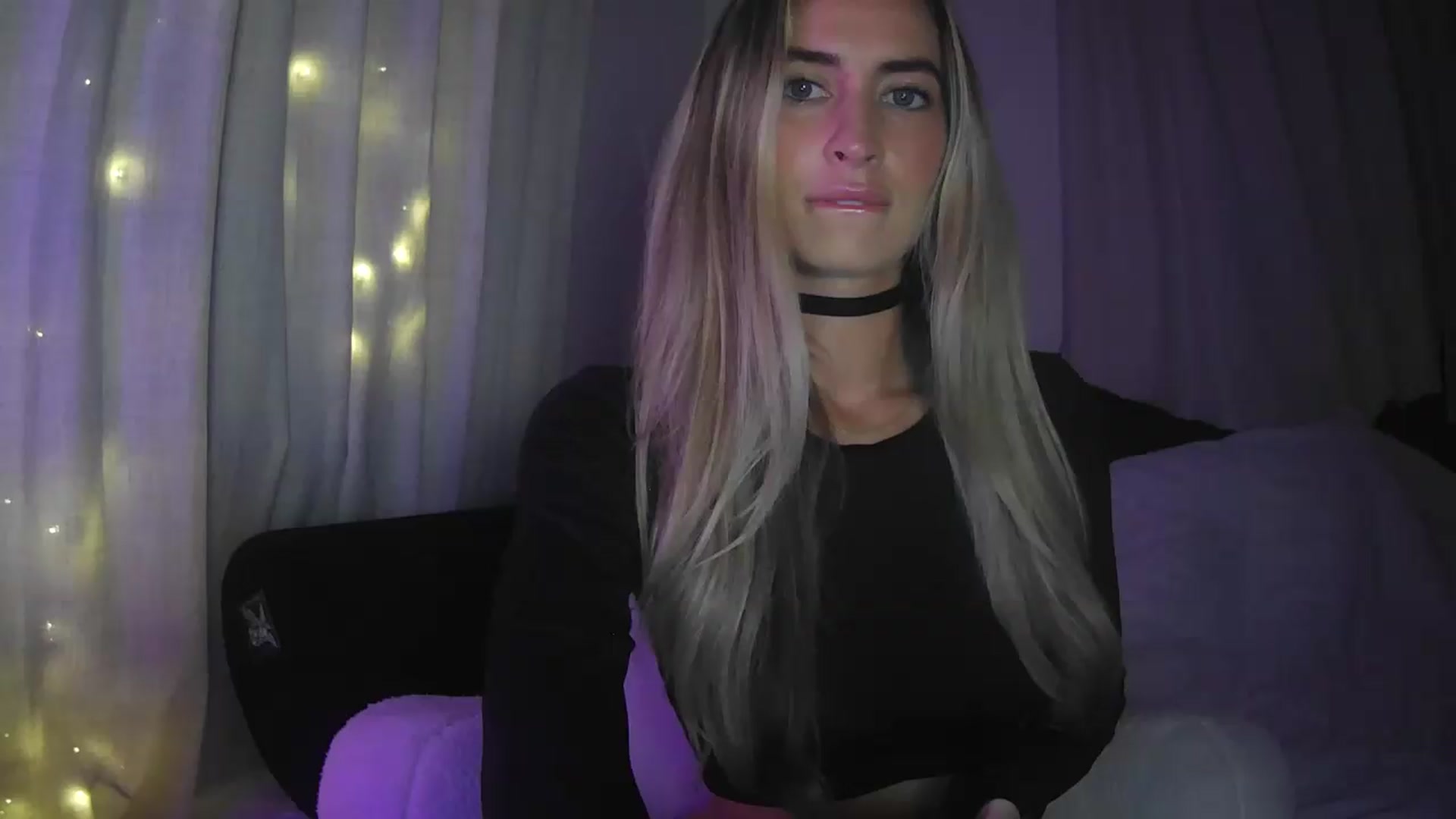 Gallery image thumbnail from Bambi20's myfreecams stream on, 08/15/2026, 04:52 image 3 of 20
