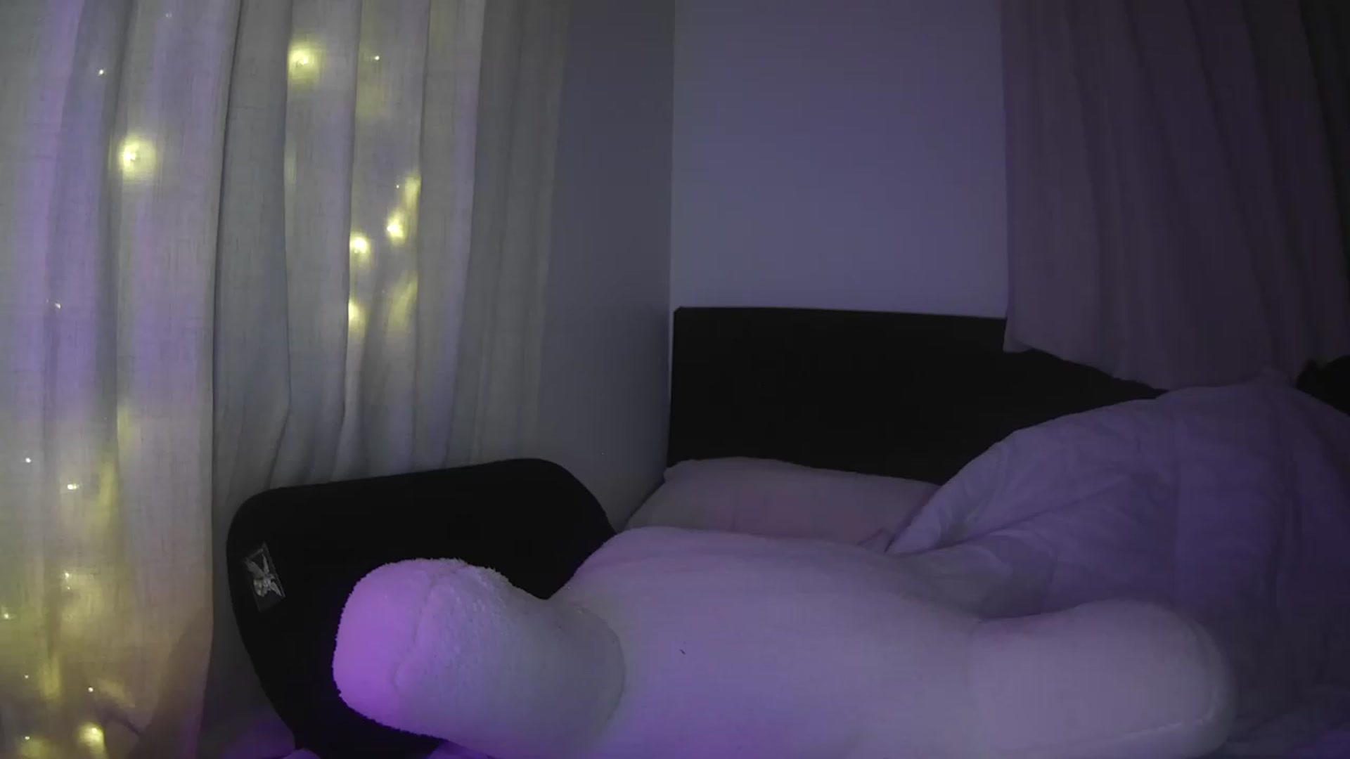 Gallery image thumbnail from Bambi20's myfreecams stream on, 08/15/2026, 04:52 image 8 of 20