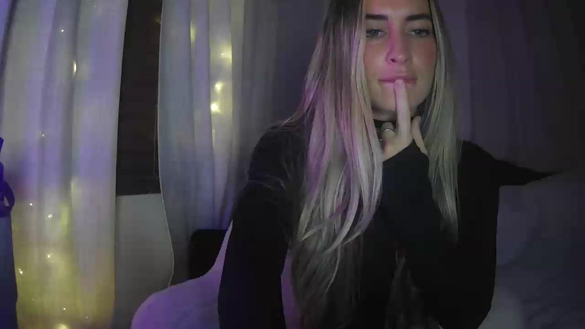 Gallery image thumbnail from Bambi20's myfreecams stream on, 08/15/2026, 06:07 image 1 of 20