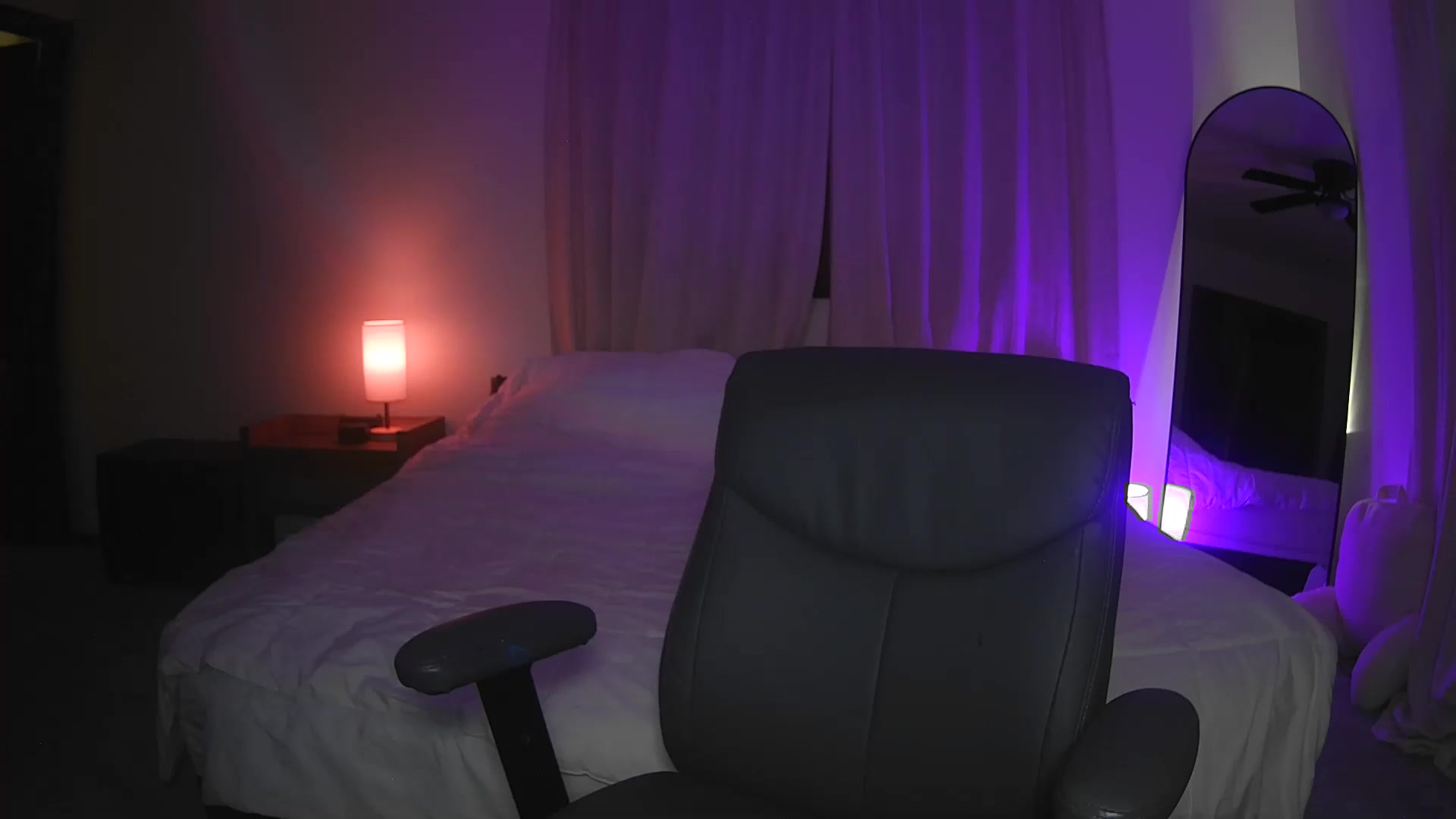 Gallery image thumbnail from Bambi20's myfreecams stream on, 08/20/2026, 04:42 image 19 of 20