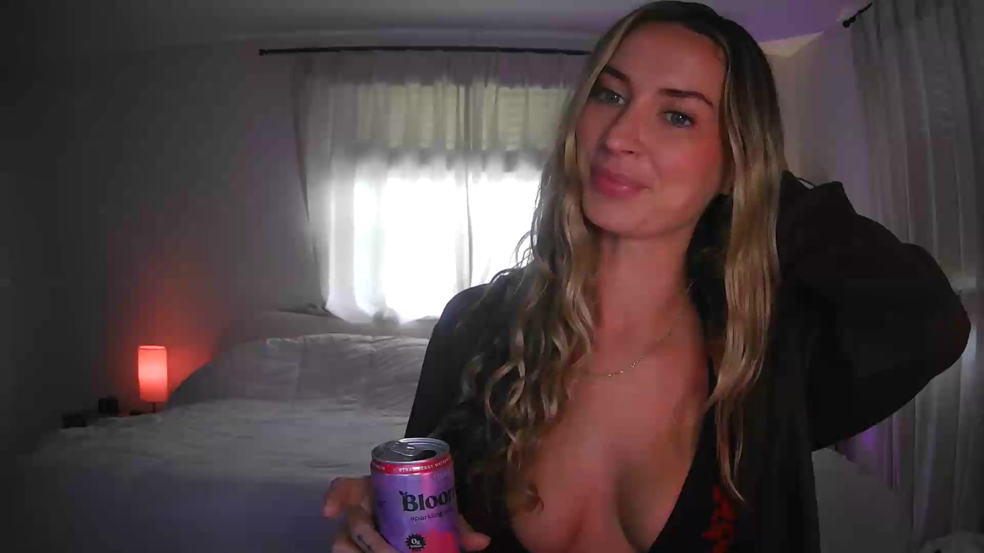 Gallery image thumbnail from Bambi20's myfreecams stream on, 09/03/2026, 17:47 image 8 of 20