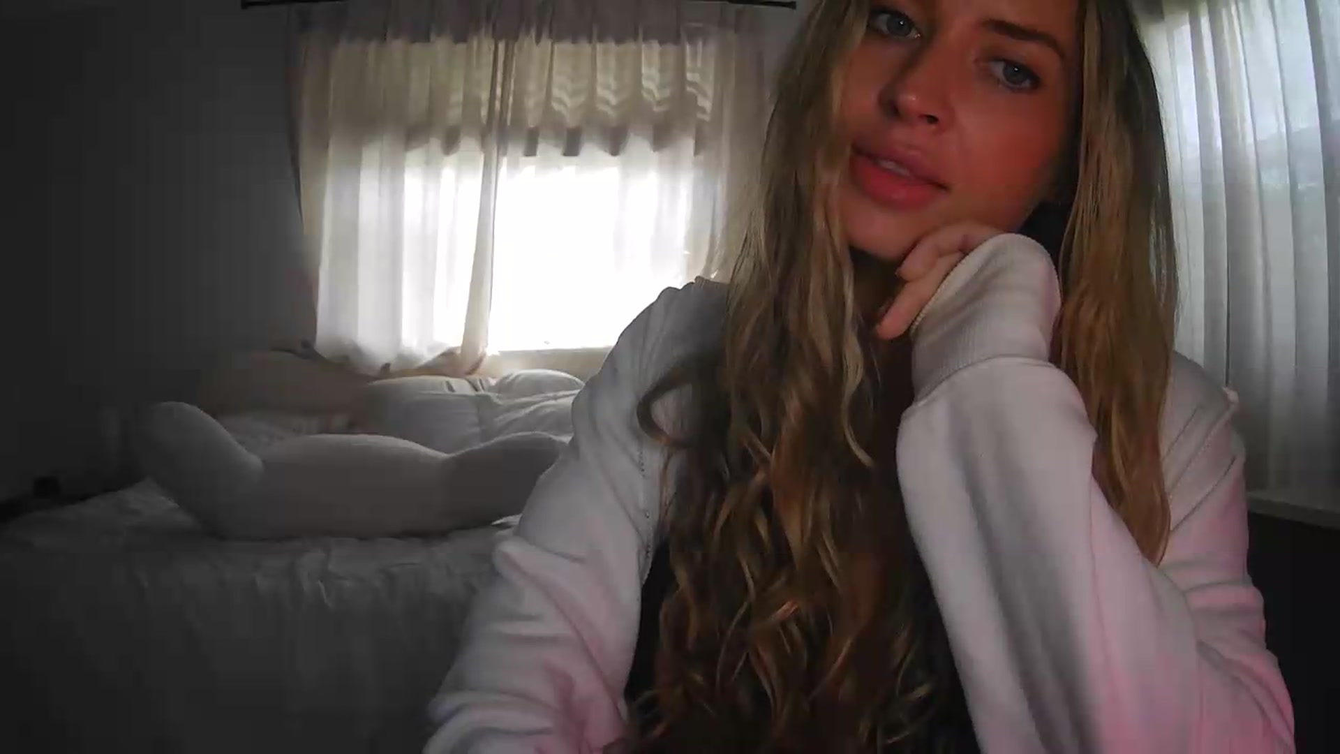 Gallery image thumbnail from Bambi20's myfreecams stream on, 09/07/2026, 19:56 image 12 of 20