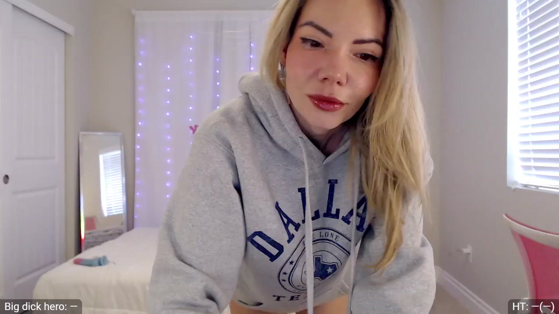Gallery image thumbnail from BambiLarue's myfreecams stream on, 04/18/2025, 18:11 image 2 of 20