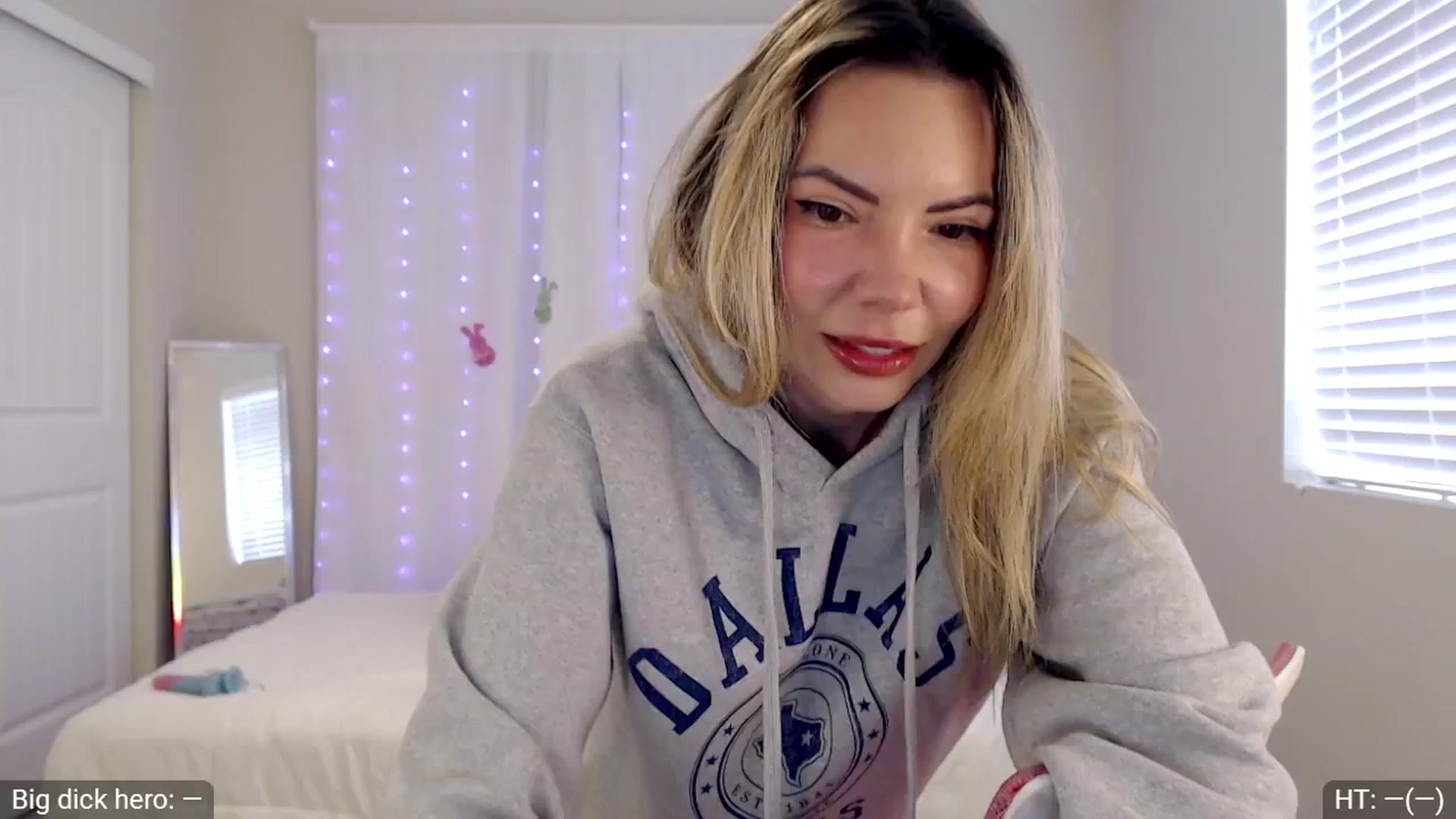 Gallery image thumbnail from BambiLarue's myfreecams stream on, 04/18/2025, 18:11 image 5 of 20