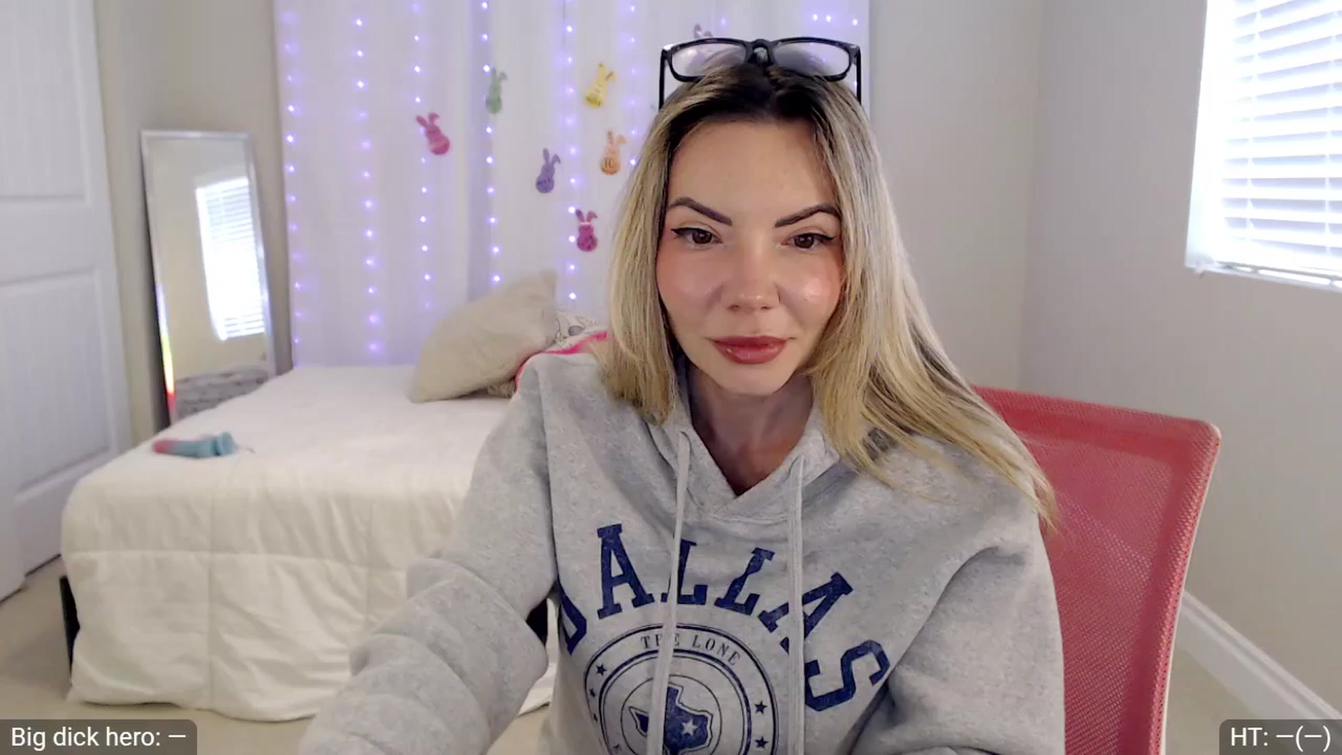 Gallery image thumbnail from BambiLarue's myfreecams stream on, 04/18/2025, 18:11 image 12 of 20