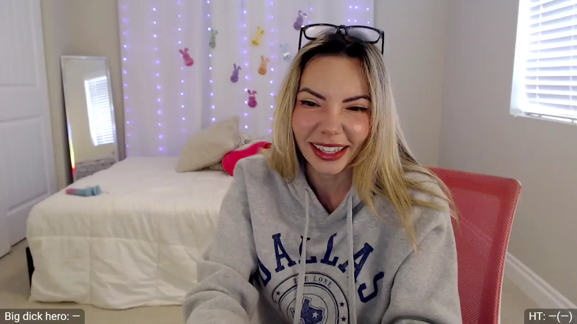 Gallery image thumbnail from BambiLarue's myfreecams stream on, 04/18/2025, 18:11 image 13 of 20