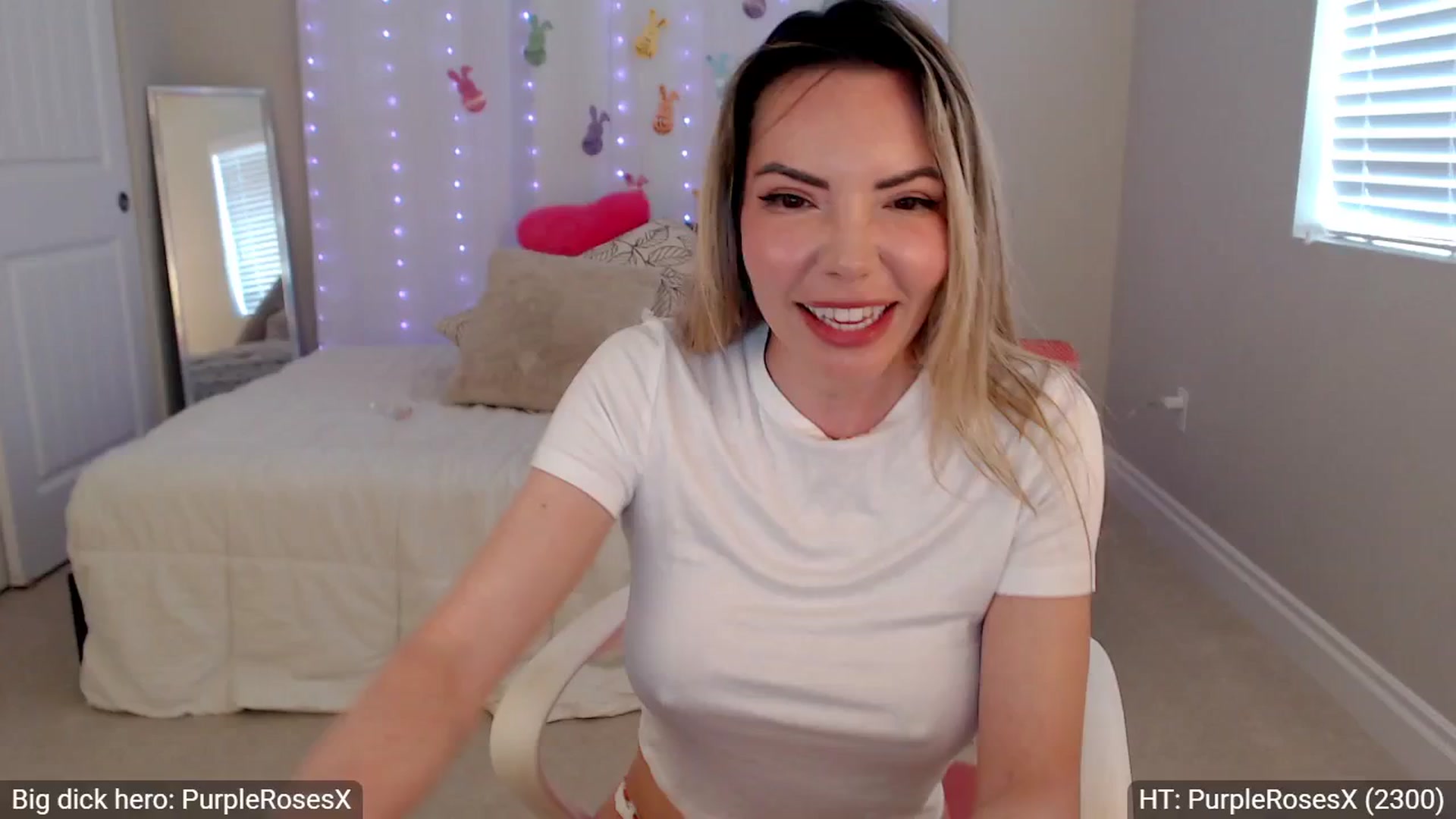 Gallery image thumbnail from BambiLarue's myfreecams stream on, 04/22/2025, 21:09 image 11 of 20
