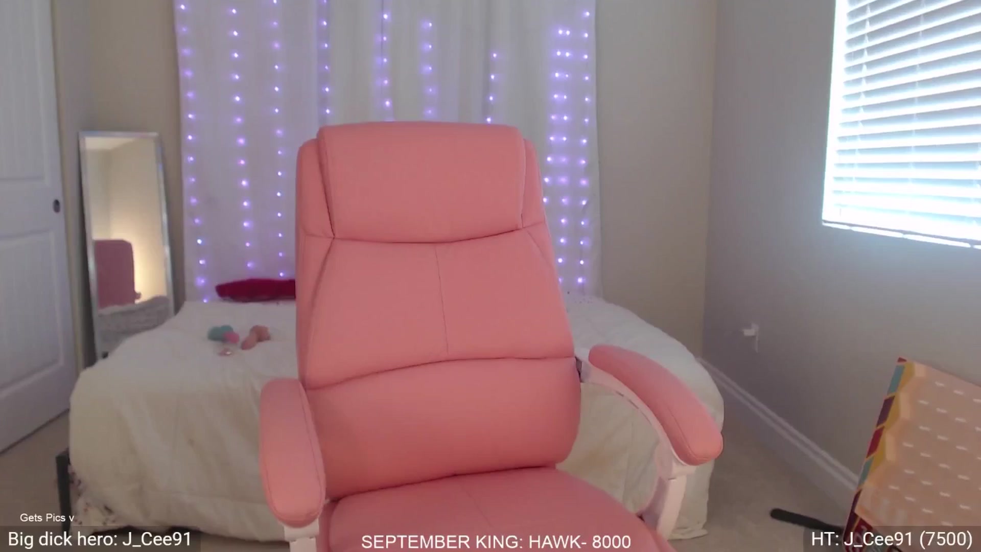 Gallery image thumbnail from BambiLarue's myfreecams stream on, 09/04/2025, 24:30 image 4 of 20