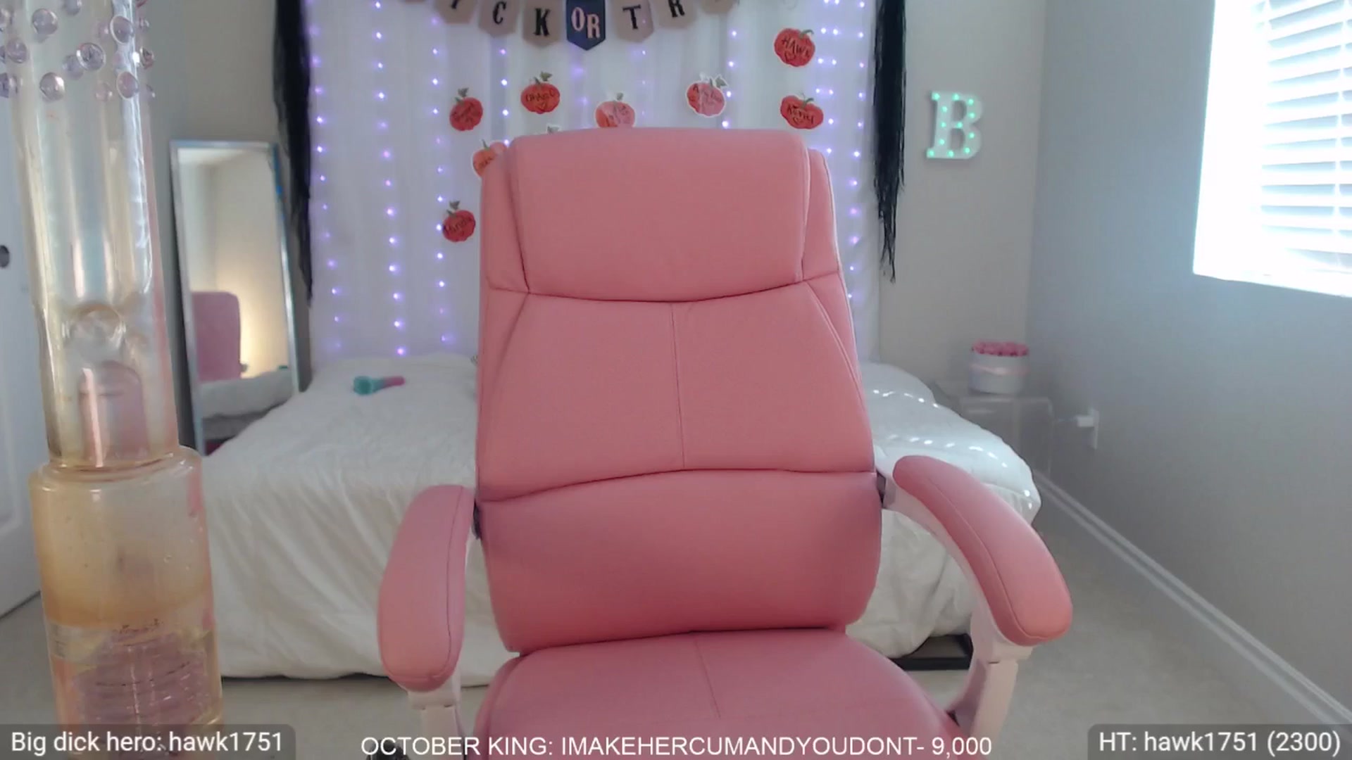 Gallery image thumbnail from BambiLarue's myfreecams stream on, 10/17/2025, 19:21 image 9 of 20
