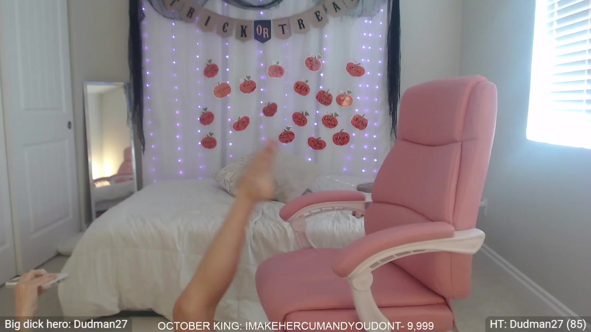 Gallery image thumbnail from BambiLarue's myfreecams stream on, 10/27/2025, 19:22 image 4 of 20