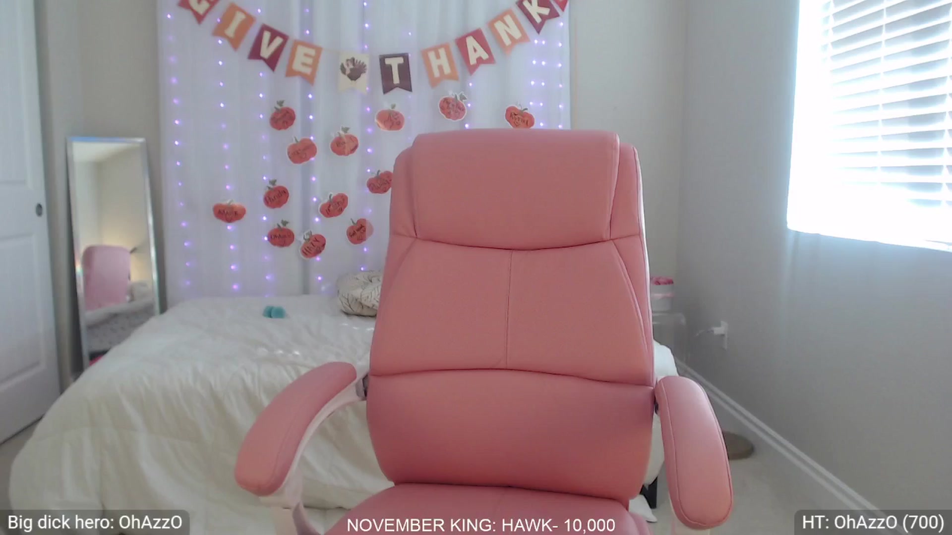 Gallery image thumbnail from BambiLarue's myfreecams stream on, 11/08/2025, 18:29 image 15 of 20
