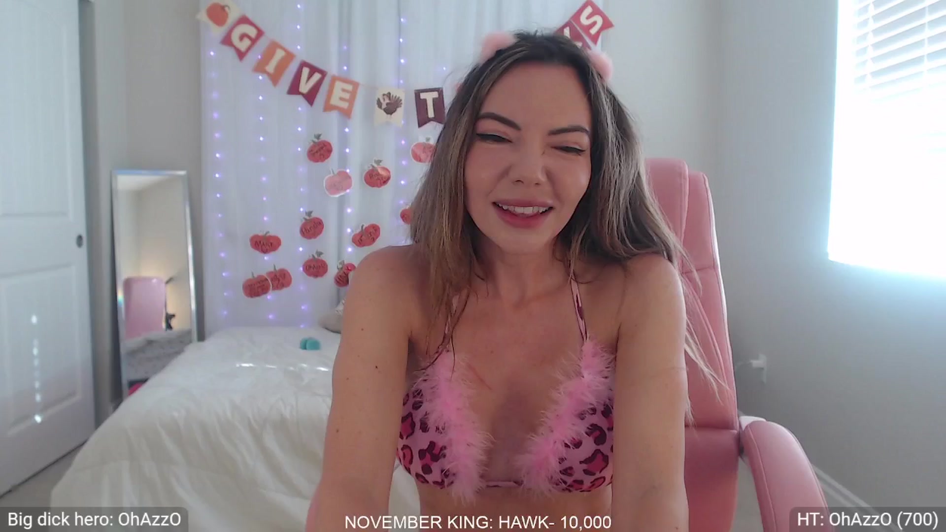Gallery image thumbnail from BambiLarue's myfreecams stream on, 11/13/2025, 17:59 image 4 of 20