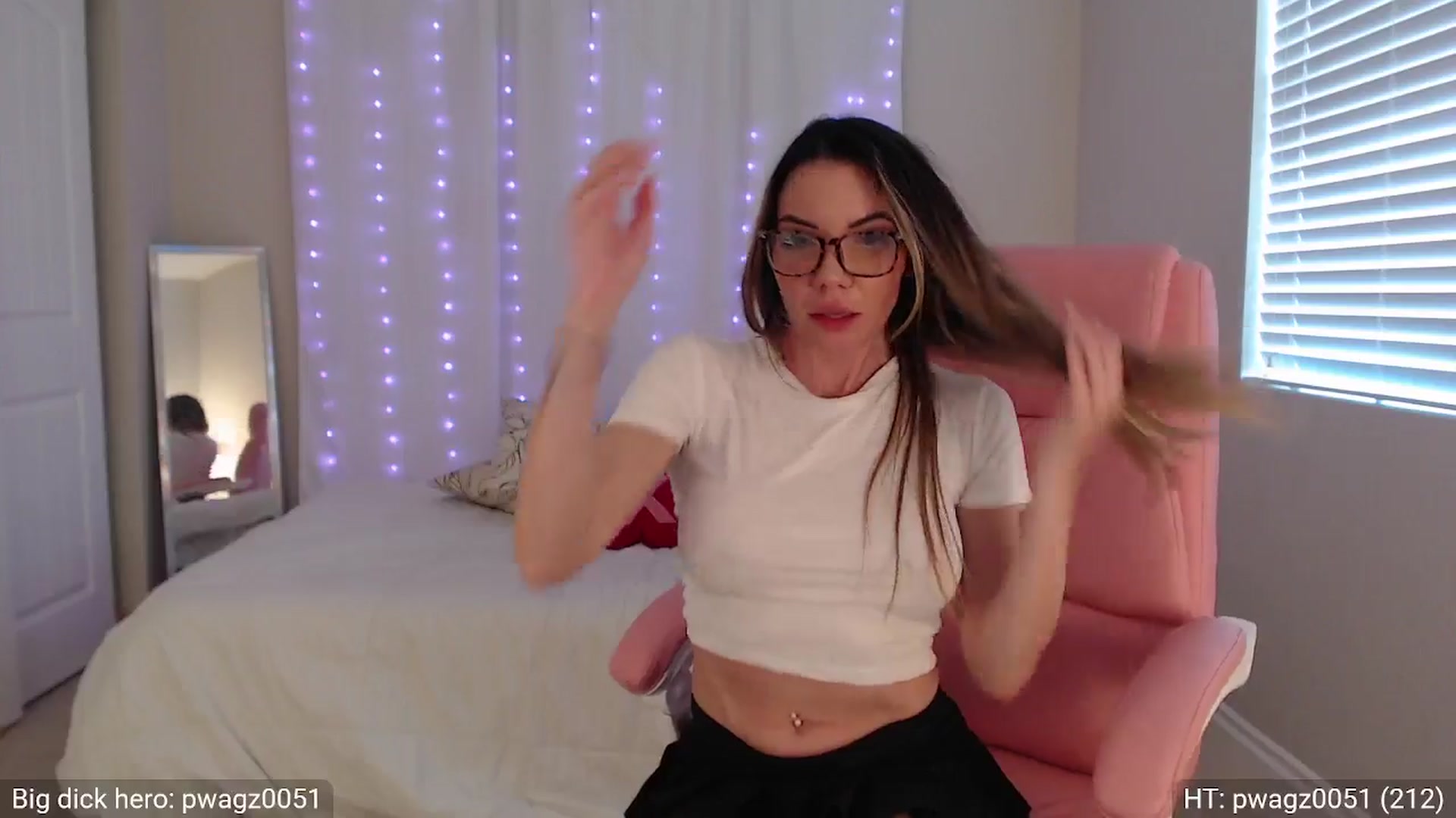 Gallery image thumbnail from BambiLarue's myfreecams stream on, 02/04/2026, 23:17 image 6 of 20