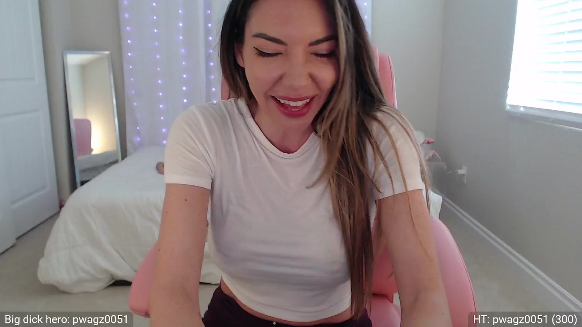 Gallery image thumbnail from BambiLarue's myfreecams stream on, 02/10/2026, 20:15 image 19 of 20