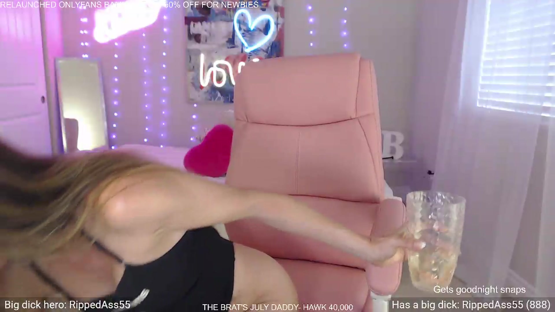 Gallery image thumbnail from BambiLarue's myfreecams stream on, 07/03/2026, 15:05 image 5 of 20