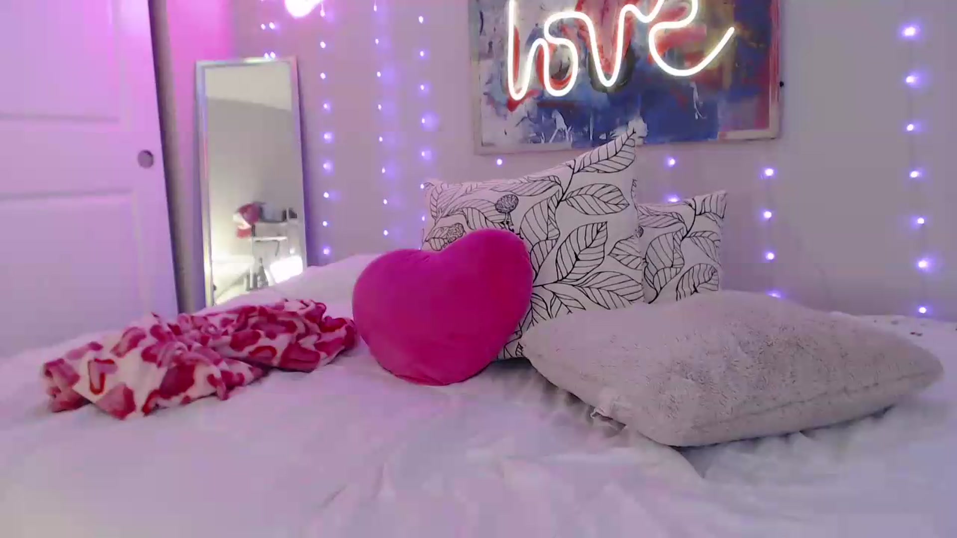 Gallery image thumbnail from BambiLarue's myfreecams stream on, 07/15/2026, 23:48 image 11 of 20