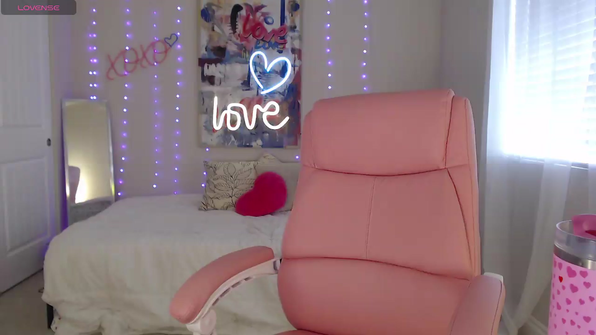 Gallery image thumbnail from BambiLarue's myfreecams stream on, 08/11/2026, 18:35 image 9 of 20