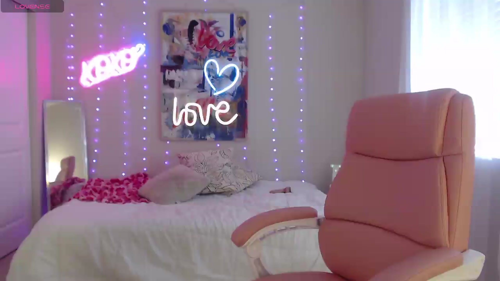 Gallery image thumbnail from BambiLarue's myfreecams stream on, 08/18/2026, 20:45 image 2 of 20