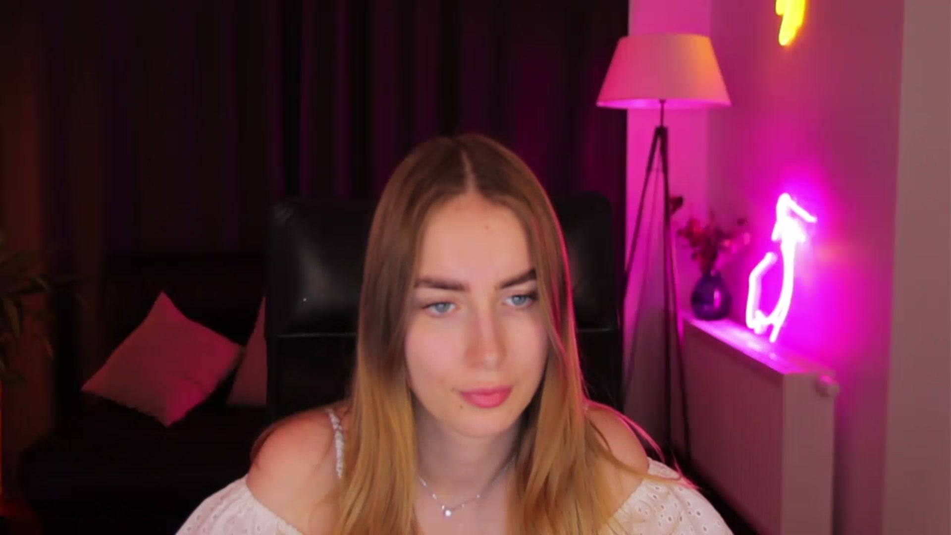 Gallery image thumbnail from Bambi_Dee's myfreecams stream on, 07/14/2023, 12:02 image 9 of 20