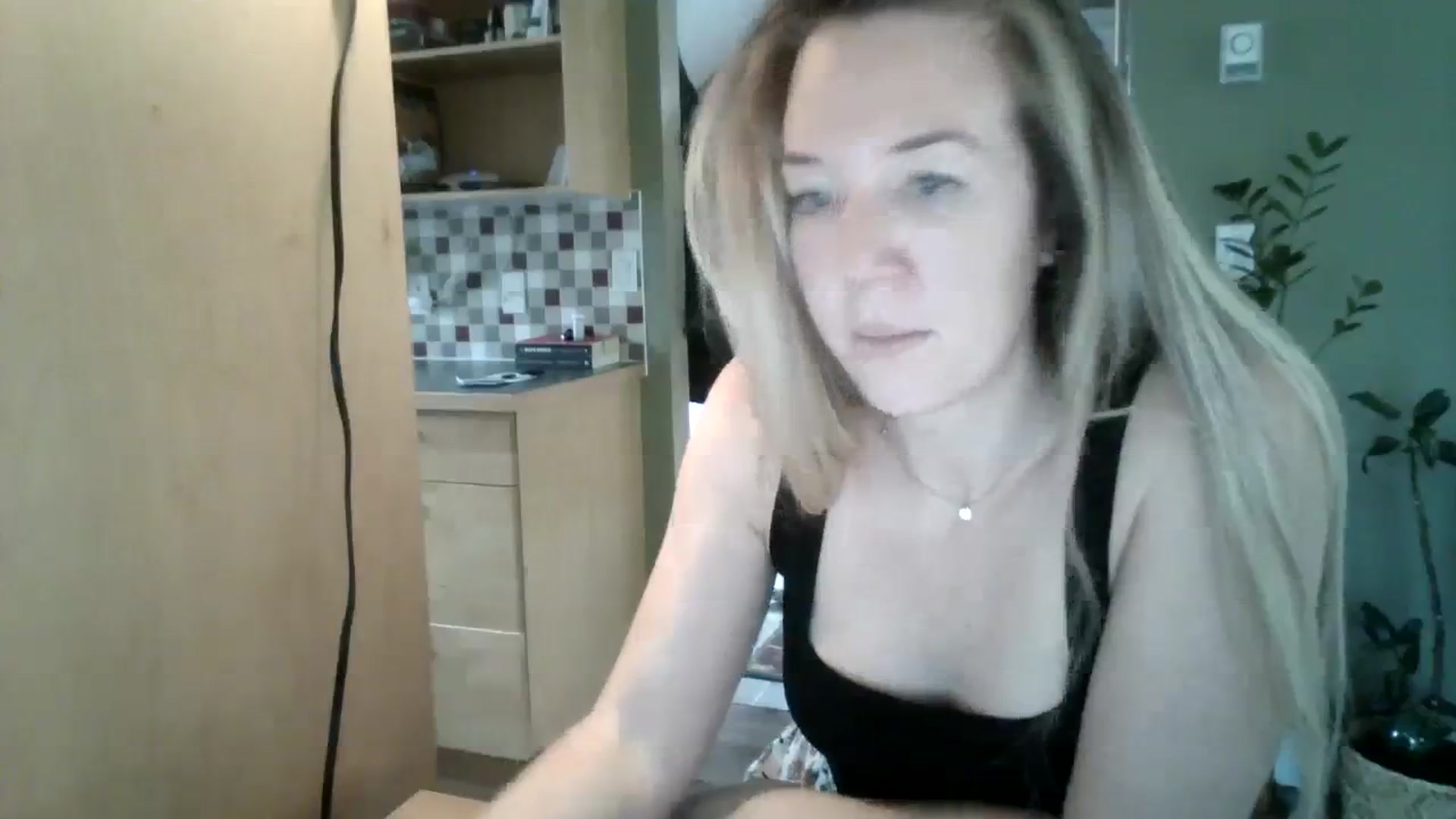 Gallery image thumbnail from Bambi_Flower's myfreecams stream on, 10/05/2023, 22:19 image 8 of 20