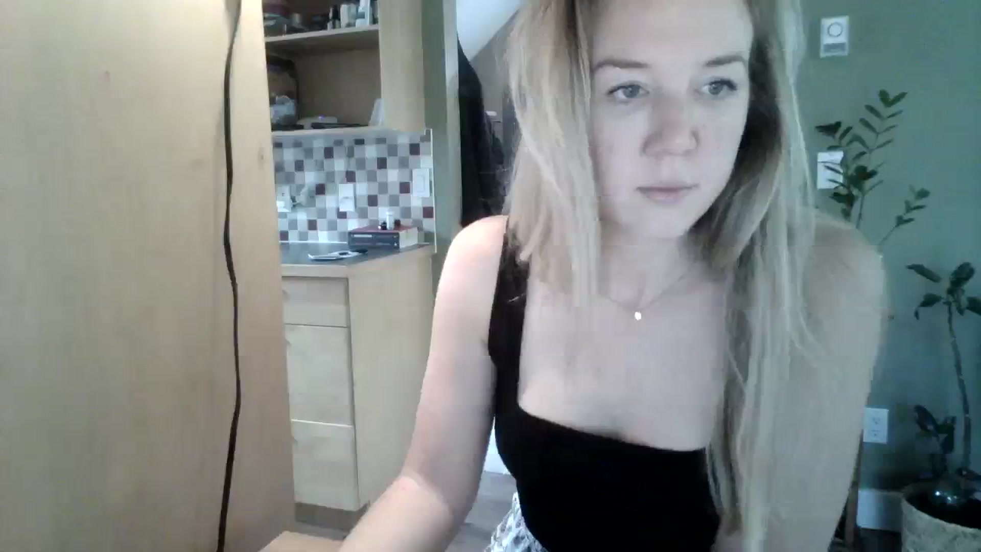 Gallery image thumbnail from Bambi_Flower's myfreecams stream on, 10/05/2023, 22:19 image 17 of 20