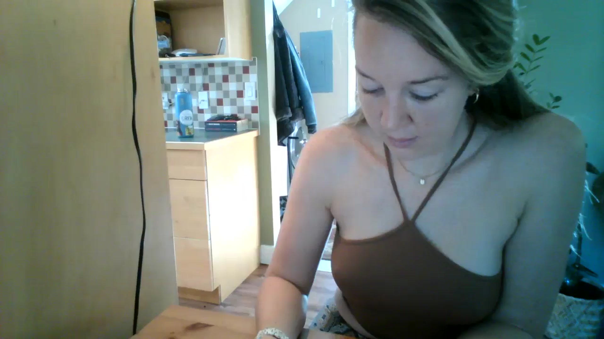 Gallery image thumbnail from Bambi_Flower's myfreecams stream on, 10/06/2023, 19:23 image 2 of 20