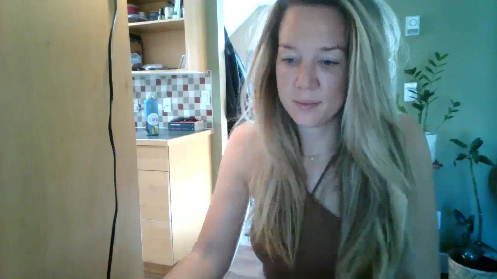 Gallery image thumbnail from Bambi_Flower's myfreecams stream on, 10/06/2023, 19:23 image 11 of 20