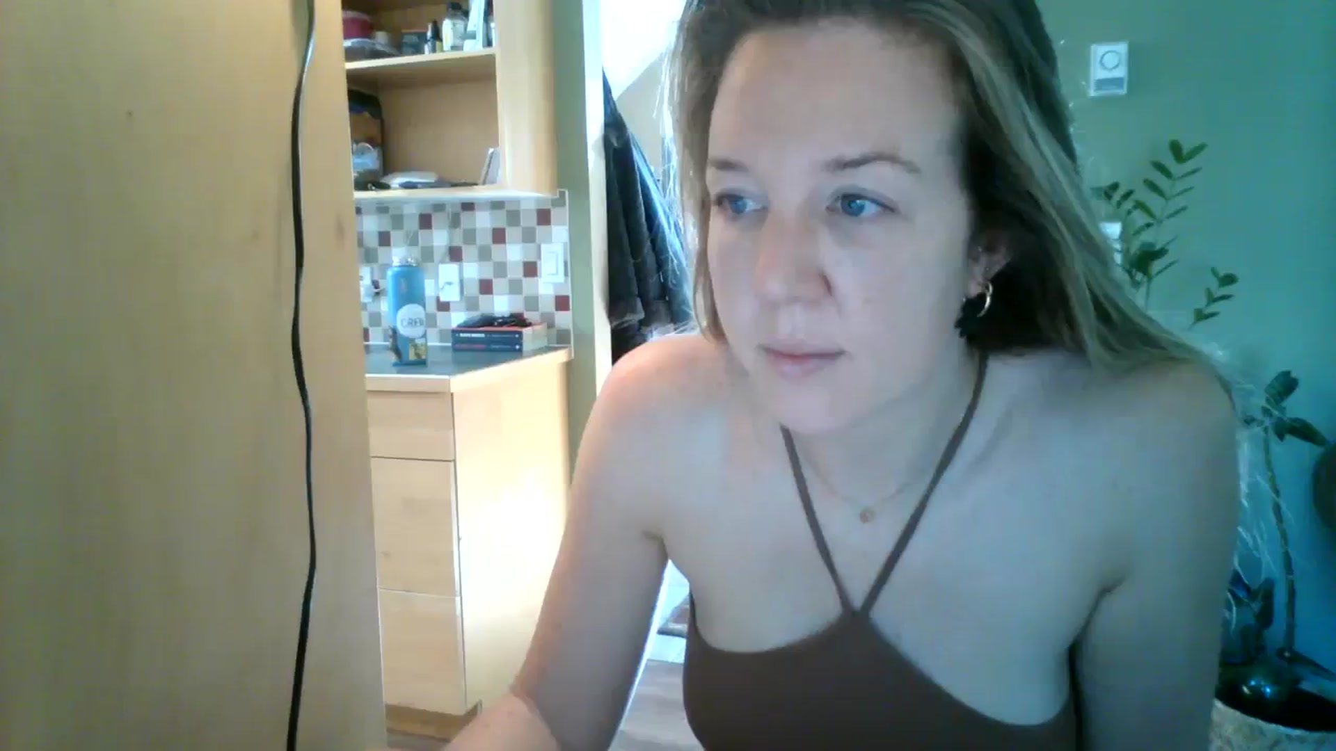 Gallery image thumbnail from Bambi_Flower's myfreecams stream on, 10/06/2023, 19:23 image 13 of 20