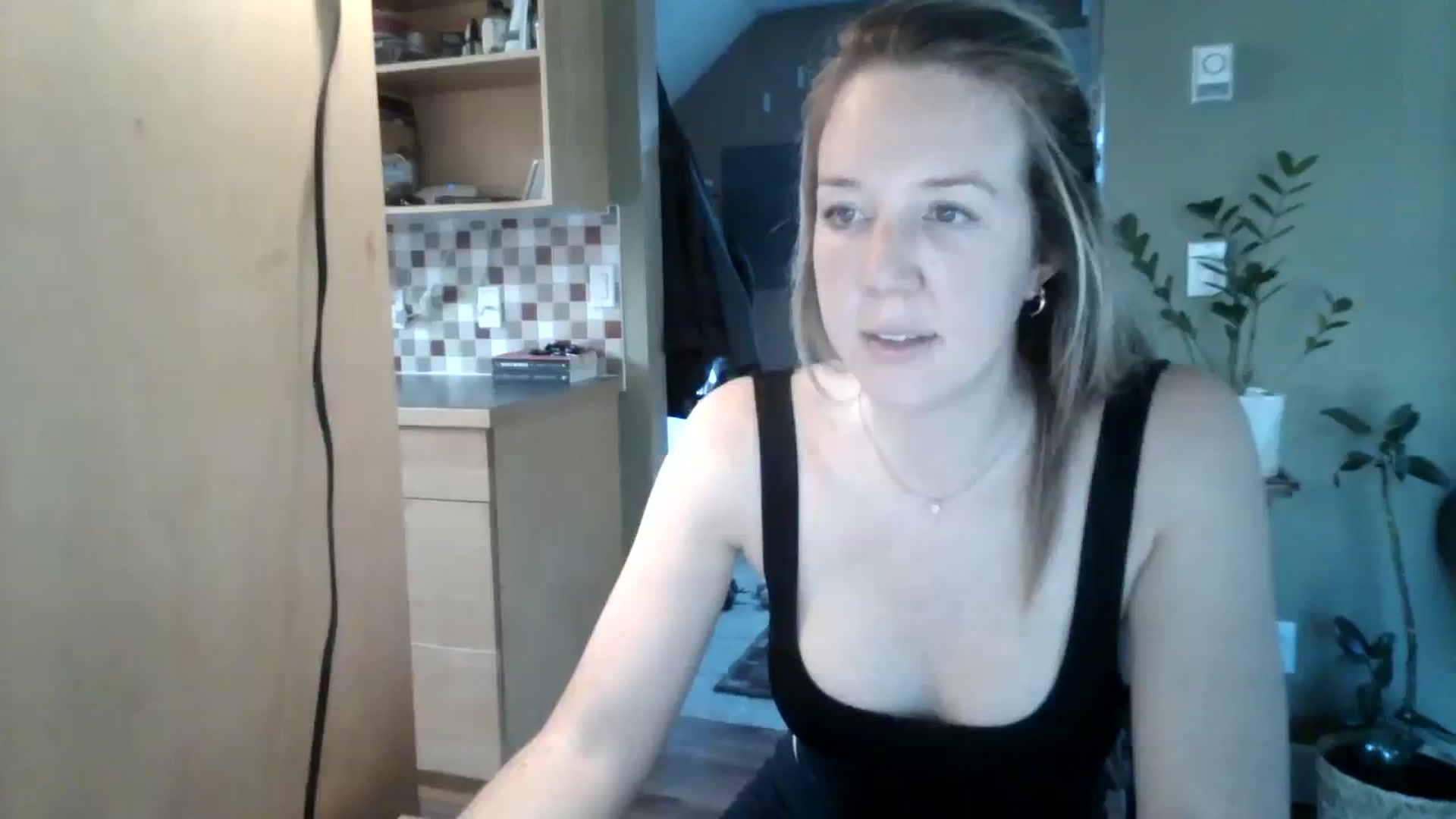 Gallery image thumbnail from Bambi_Flower's myfreecams stream on, 10/06/2023, 23:32 image 7 of 20