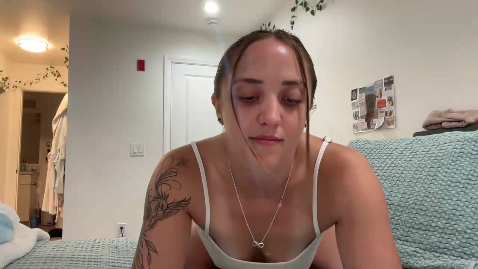 Gallery image thumbnail from Bambibaezz's myfreecams stream on, 08/12/2026, 05:35 image 13 of 20