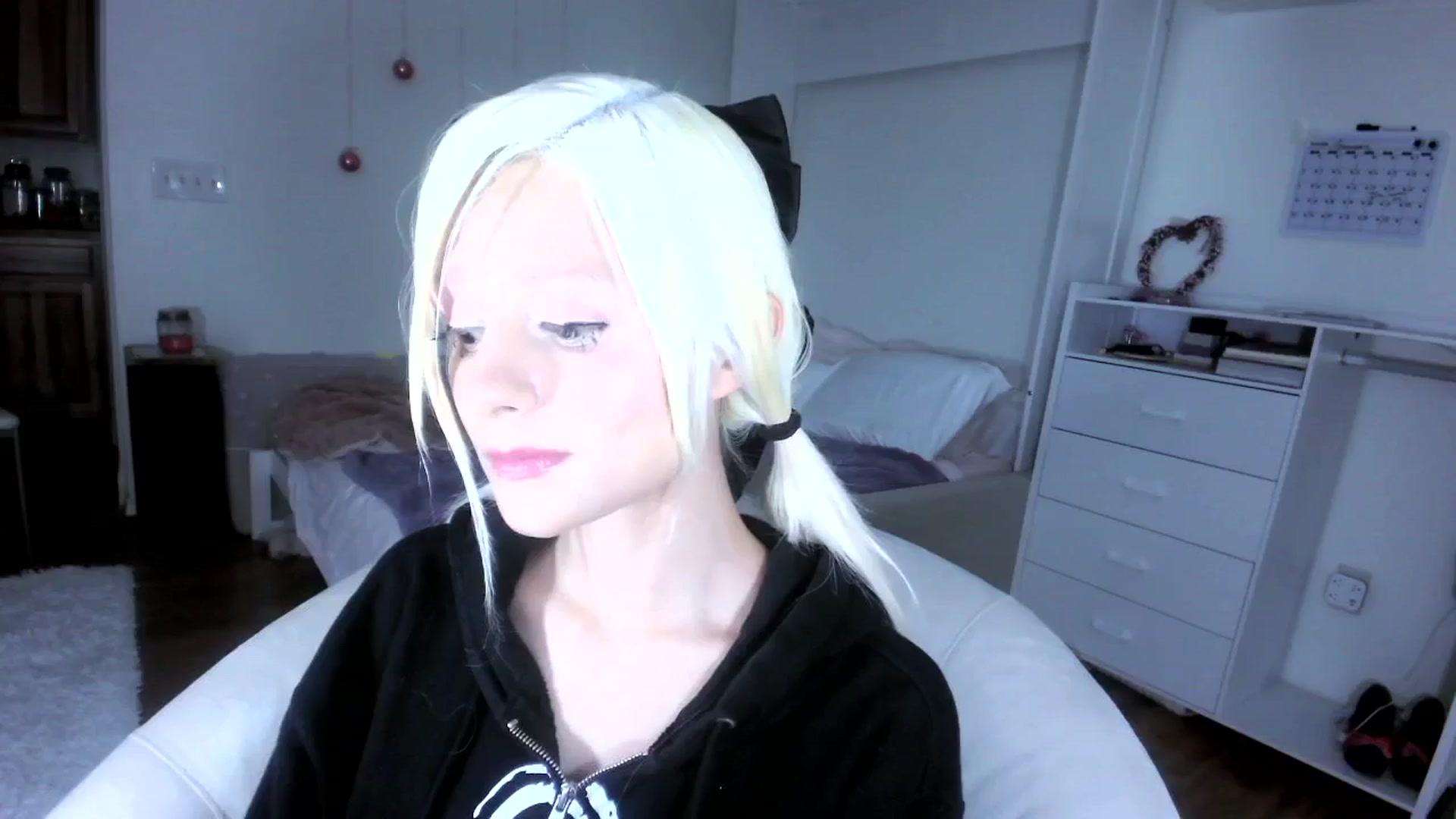 Gallery image thumbnail from Bambidoll00's myfreecams stream on, 04/28/2025, 05:16 image 8 of 20