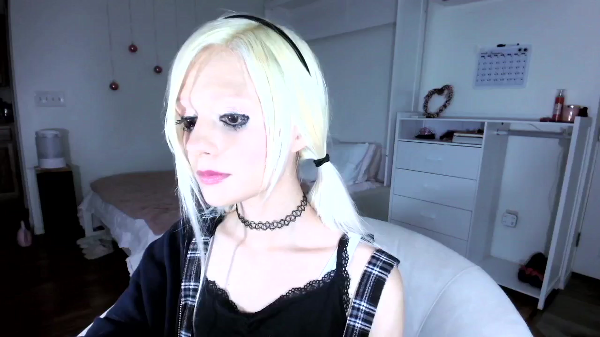 Gallery image thumbnail from Bambidoll00's myfreecams stream on, 05/15/2025, 06:12 image 7 of 20